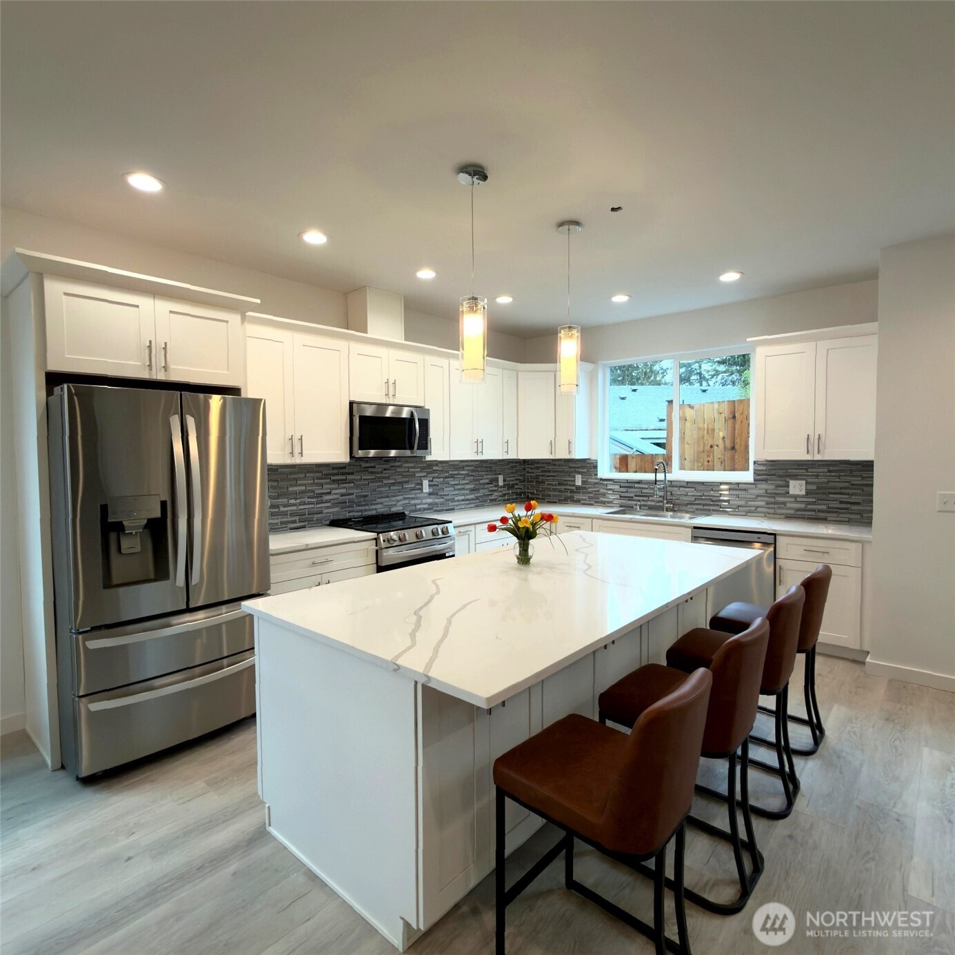 648 SW 139th Street , Burien, WA 98166