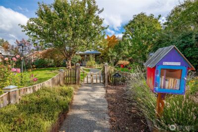 1260 Harrison Avenue , Blaine, WA 98230