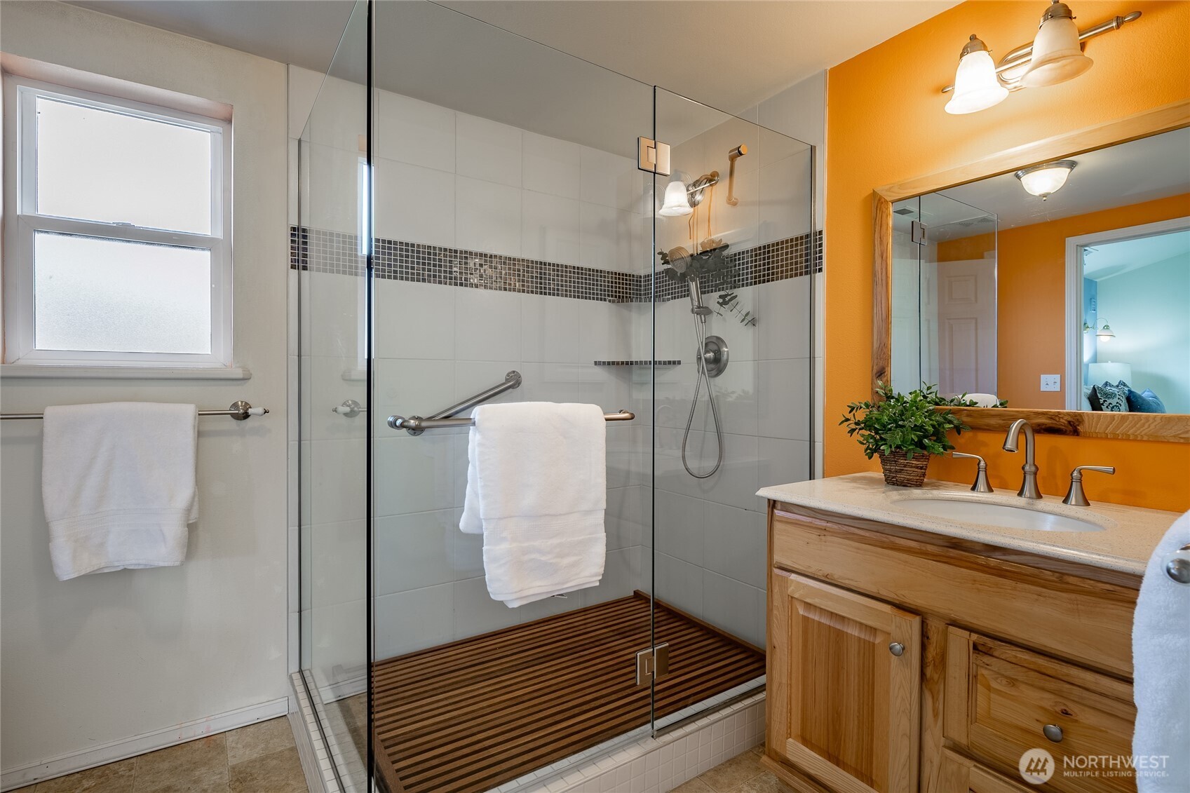 1260 Harrison Avenue , Blaine, WA 98230