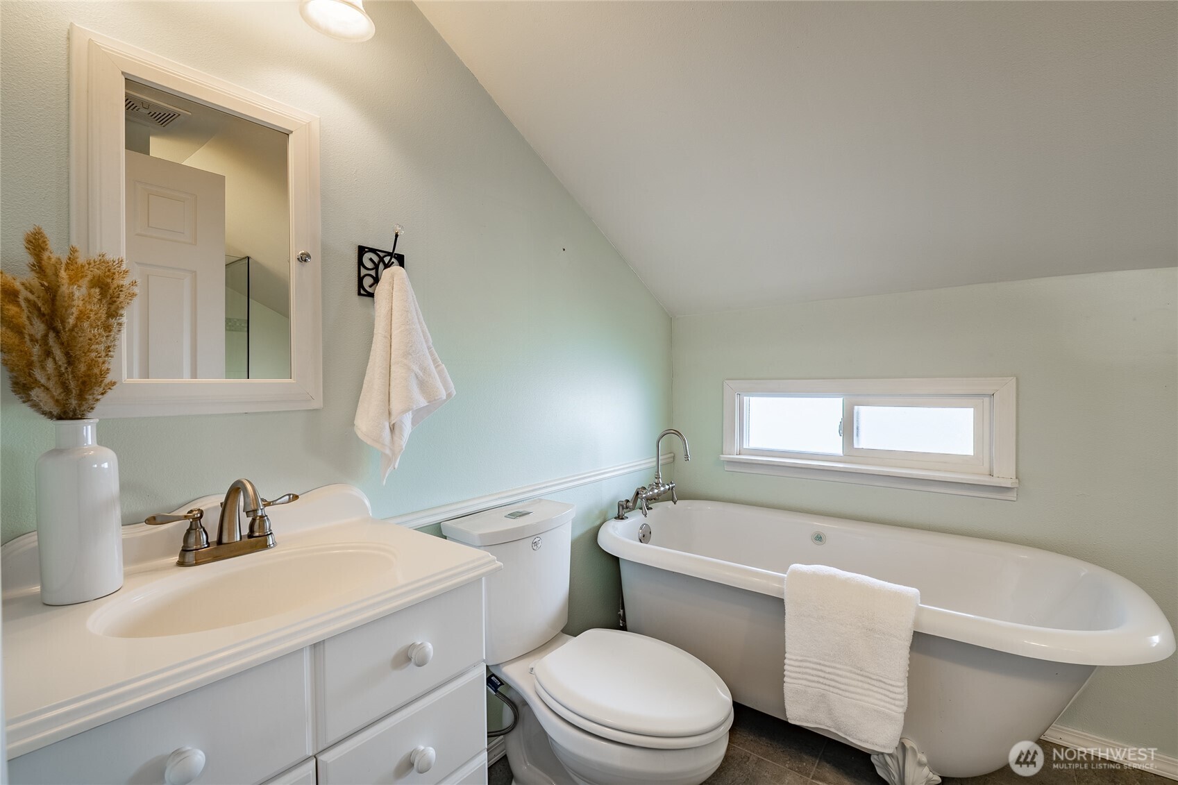 1260 Harrison Avenue , Blaine, WA 98230