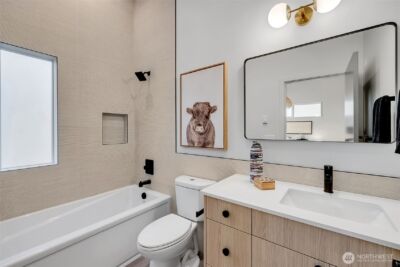 4411 S Holly Street , Seattle, WA 98118 - Photo 27