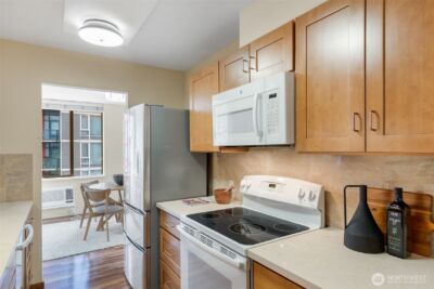 1120 8th Avenue #1003, Seattle, WA 98101 - Photo 10