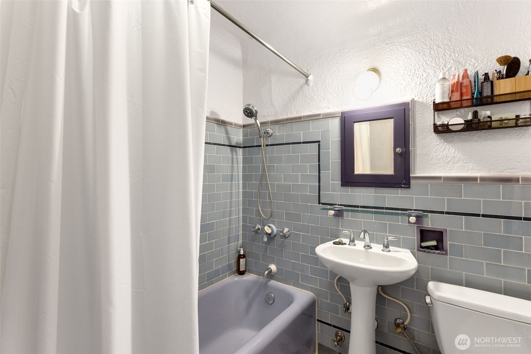 1101 17th Avenue #201, Seattle, WA 98122