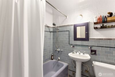 1101 17th Avenue #201, Seattle, WA 98122 - Photo 14