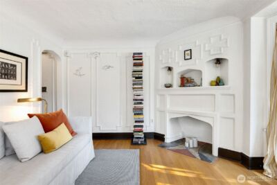 1101 17th Avenue #201, Seattle, WA 98122 - Photo 2