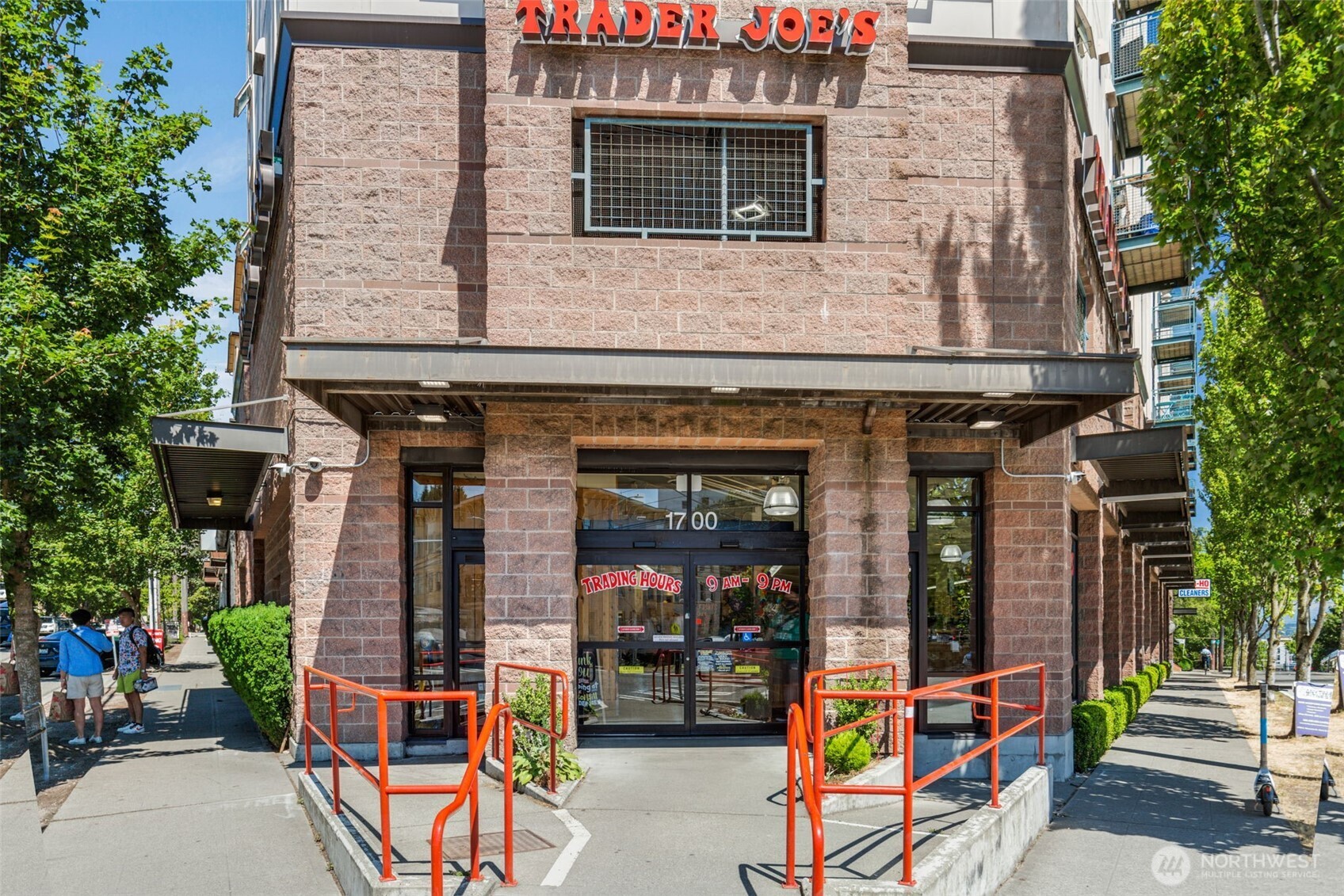 1101 17th Avenue #201, Seattle, WA 98122