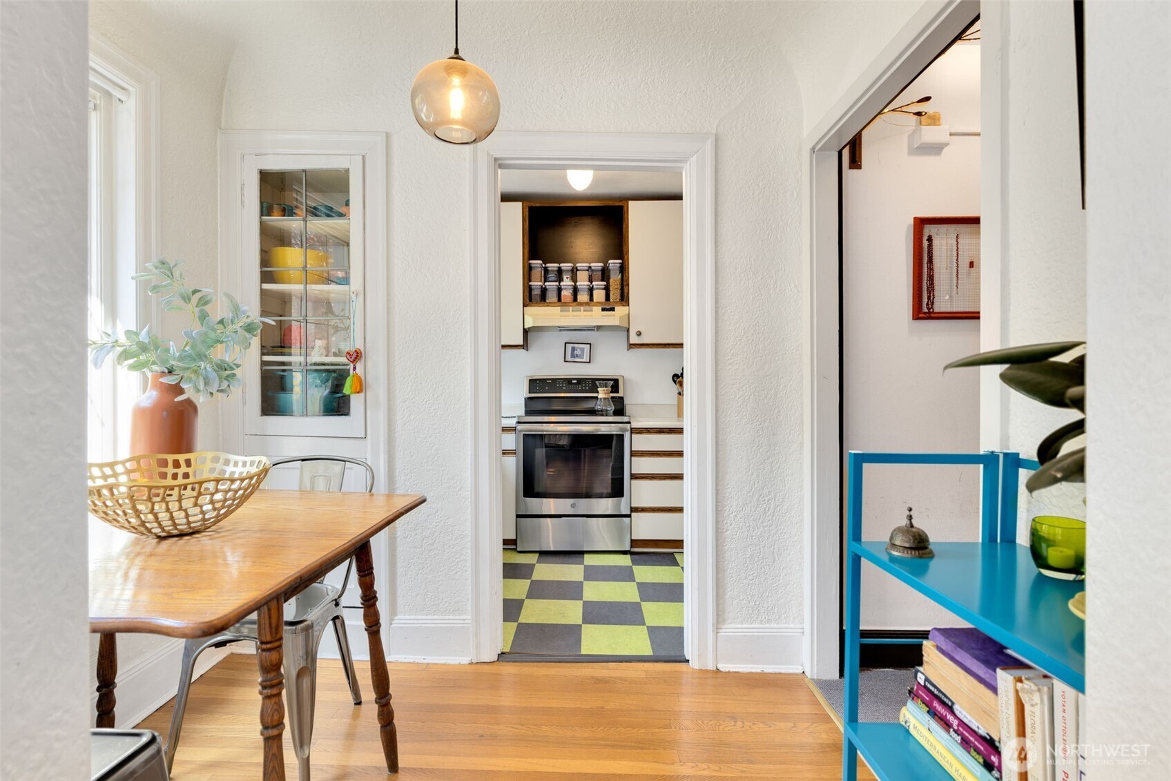 1101 17th Avenue #201, Seattle, WA 98122