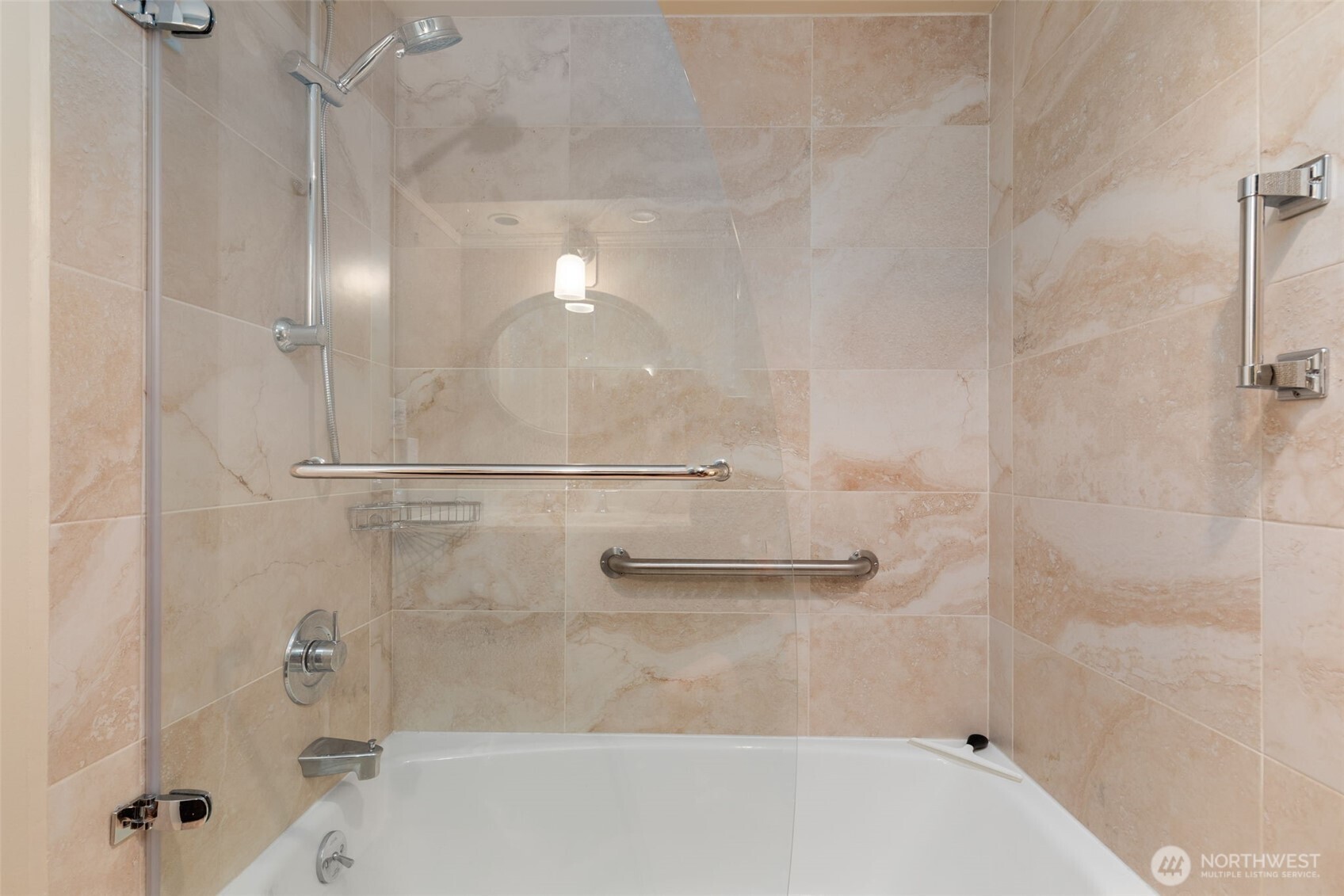 1120 8th Avenue #1003, Seattle, WA 98101