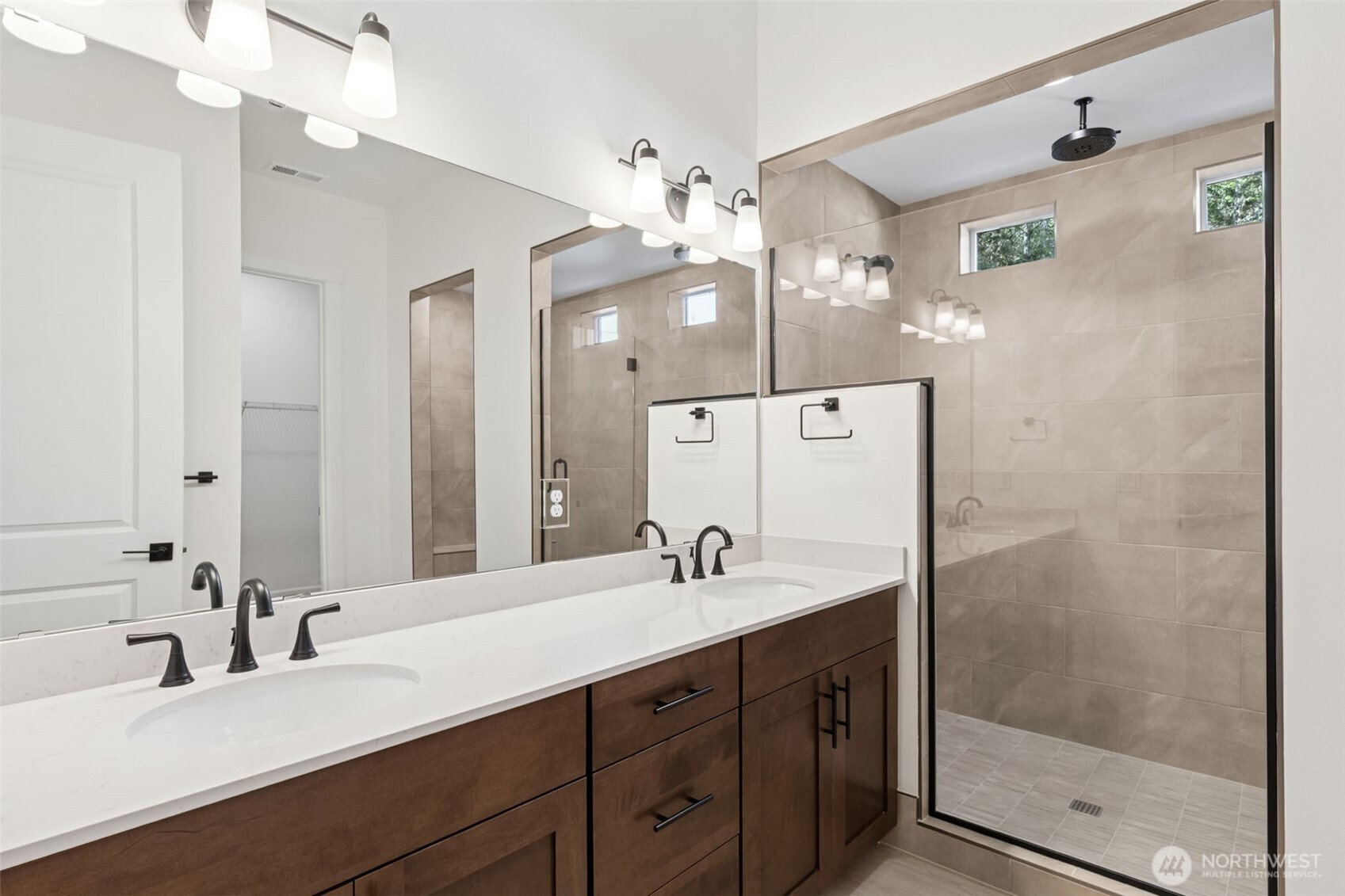 90 McCartney Peak Lane #70, Port Ludlow, WA 98365