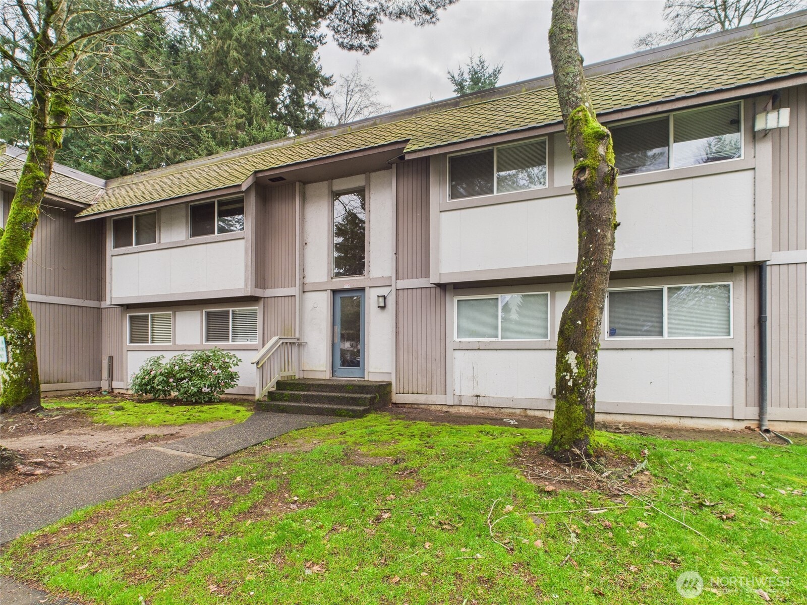 32142 46th Place SW #M6, Federal Way, WA 98023