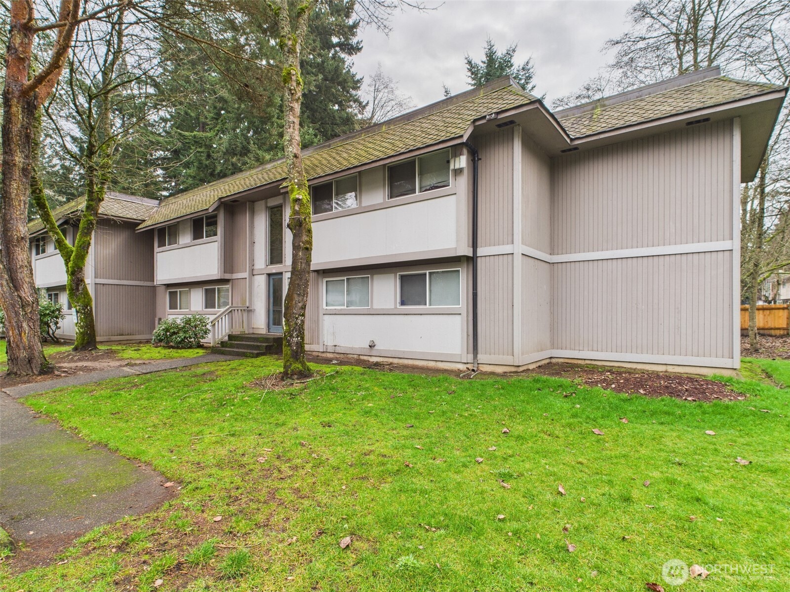 32142 46th Place SW #M6, Federal Way, WA 98023