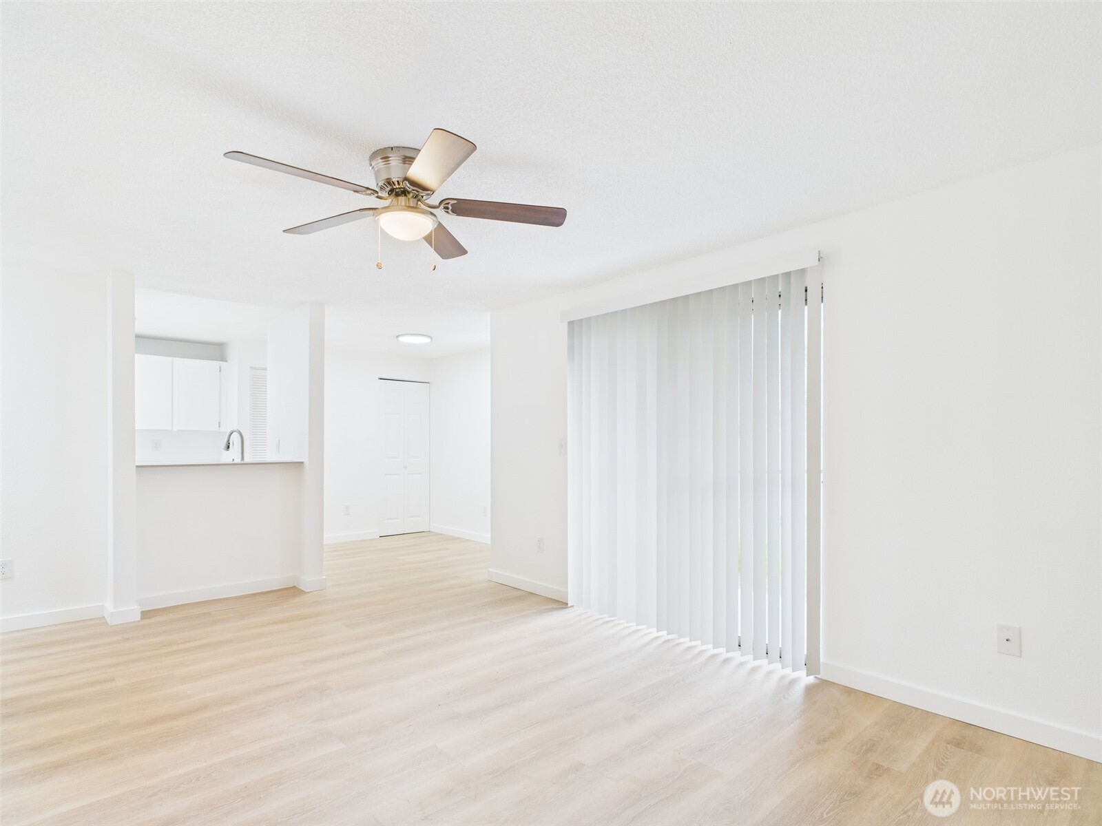 32142 46th Place SW #M6, Federal Way, WA 98023