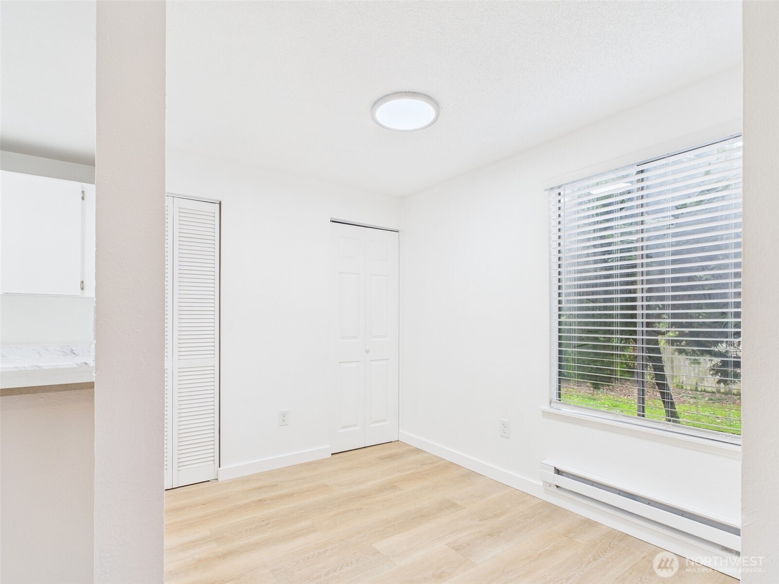 32142 46th Place SW #M6, Federal Way, WA 98023