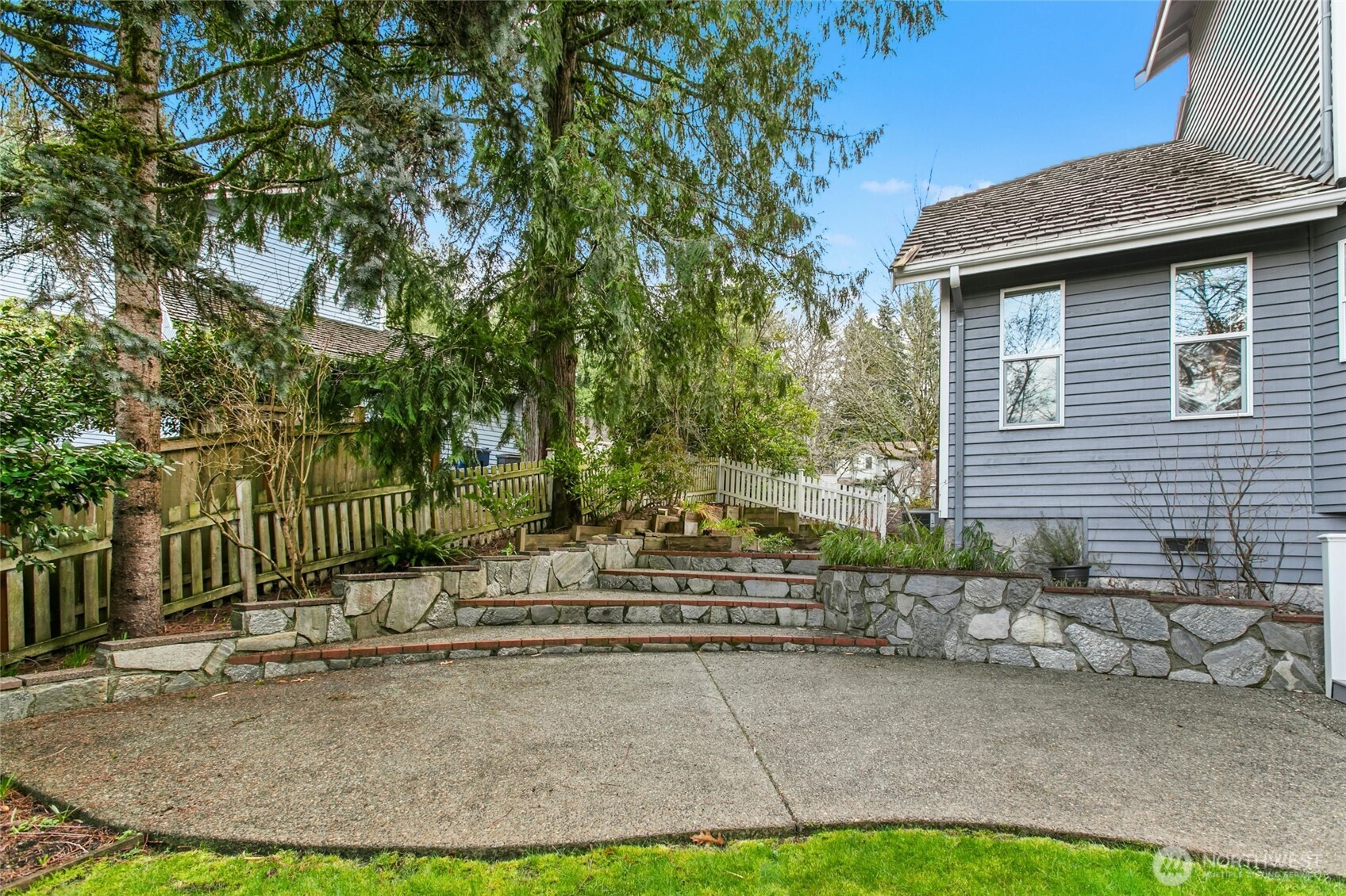 4310 209th Avenue NE, Sammamish, WA 98074