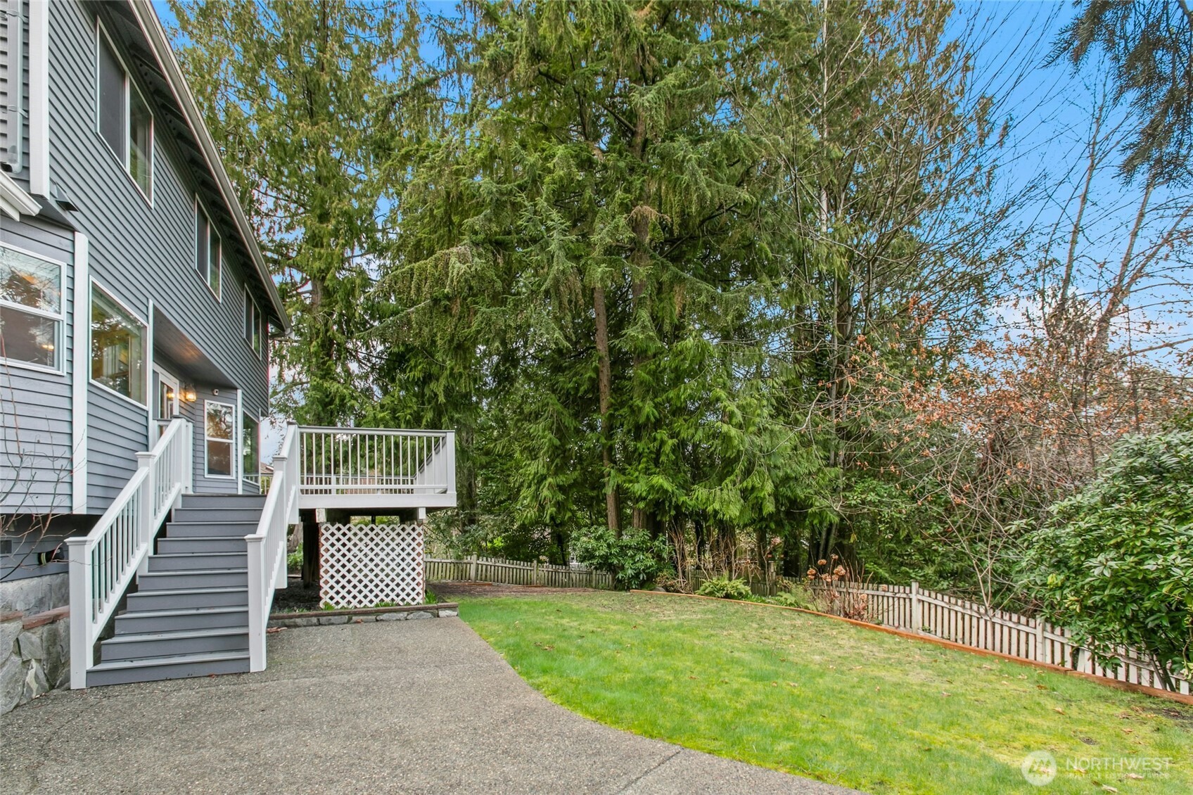4310 209th Avenue NE, Sammamish, WA 98074