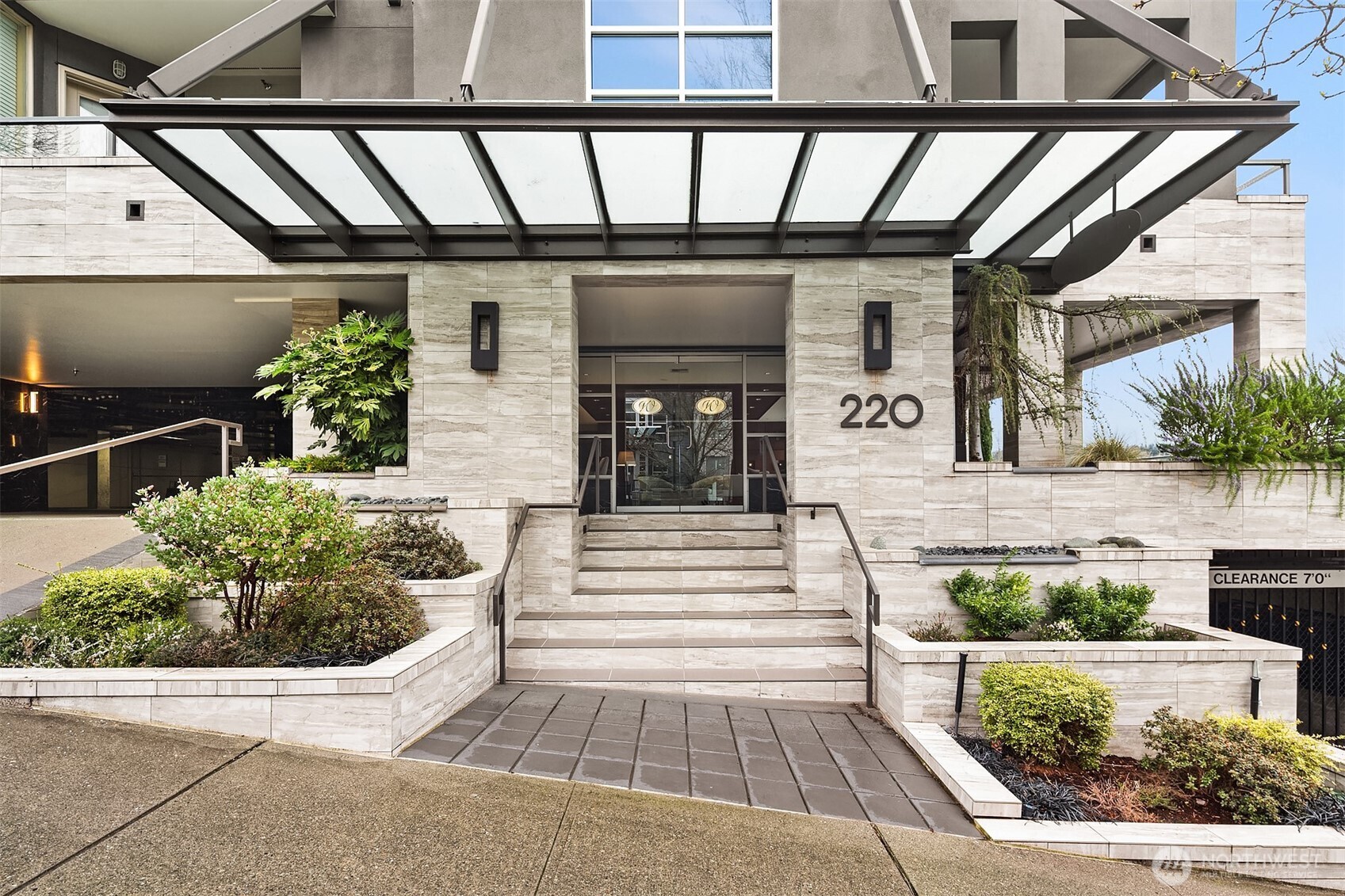 220 1st Street #310, Kirkland, WA 98033