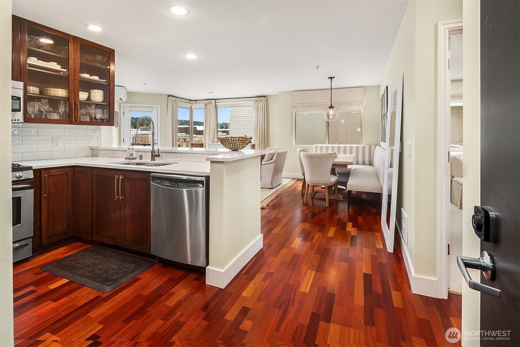 220 1st Street #310, Kirkland, WA 98033