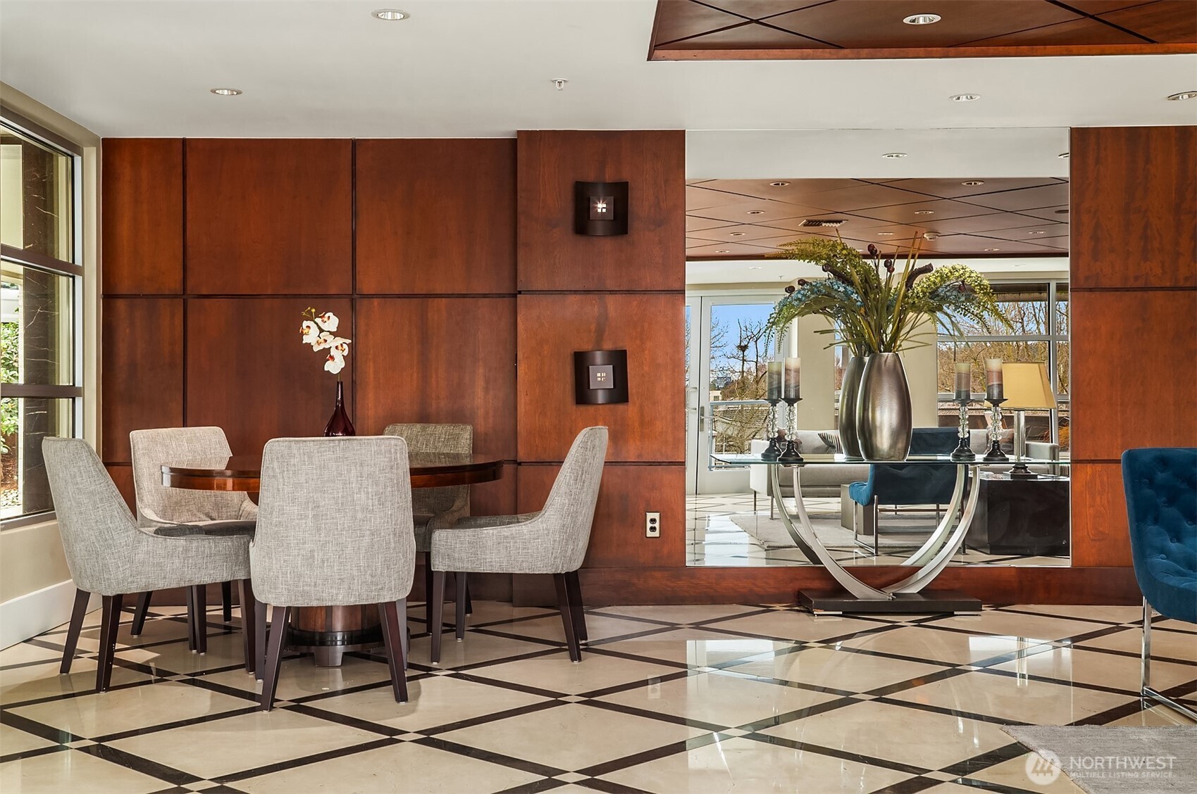 220 1st Street #310, Kirkland, WA 98033