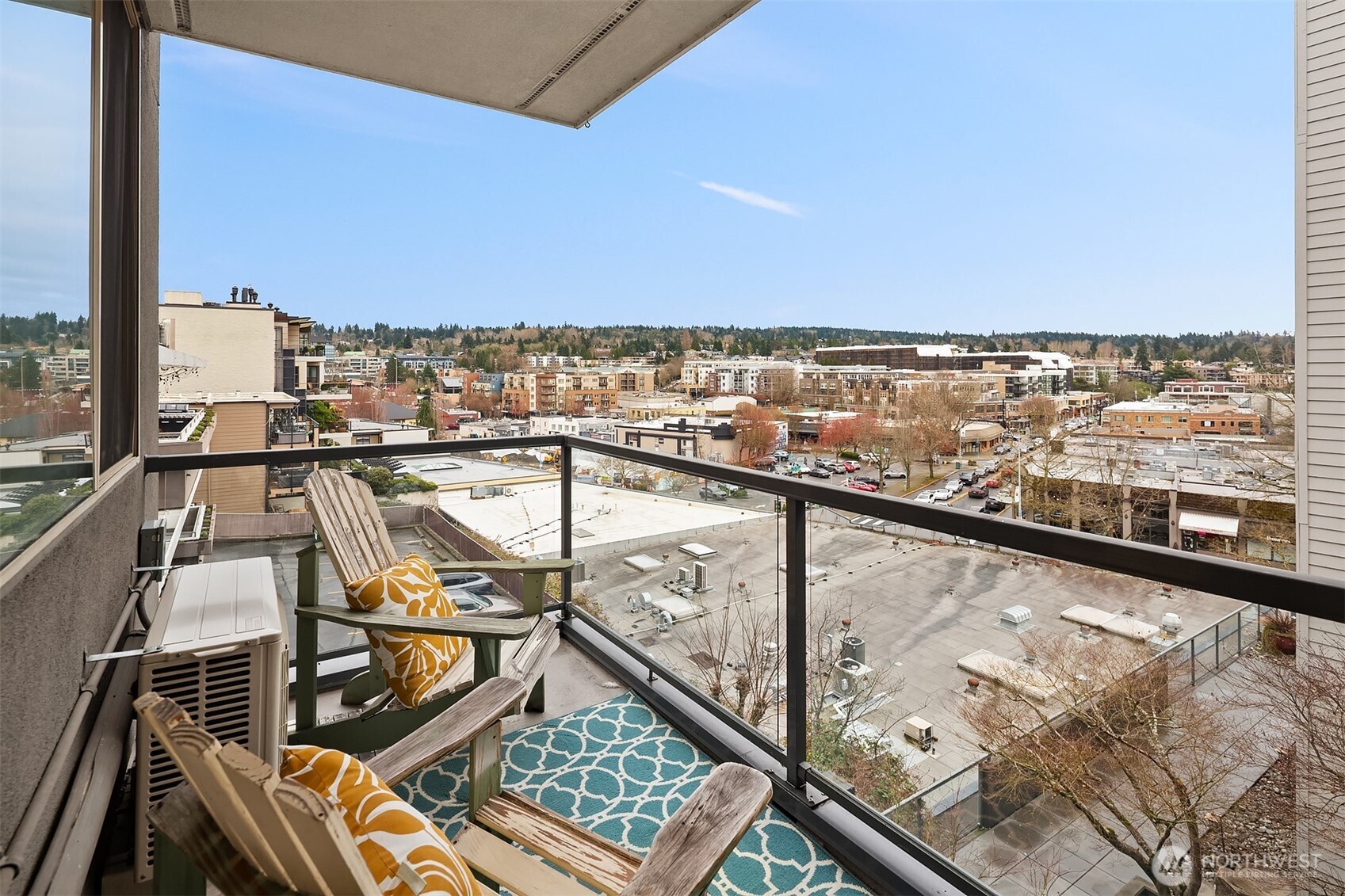 220 1st Street #310, Kirkland, WA 98033