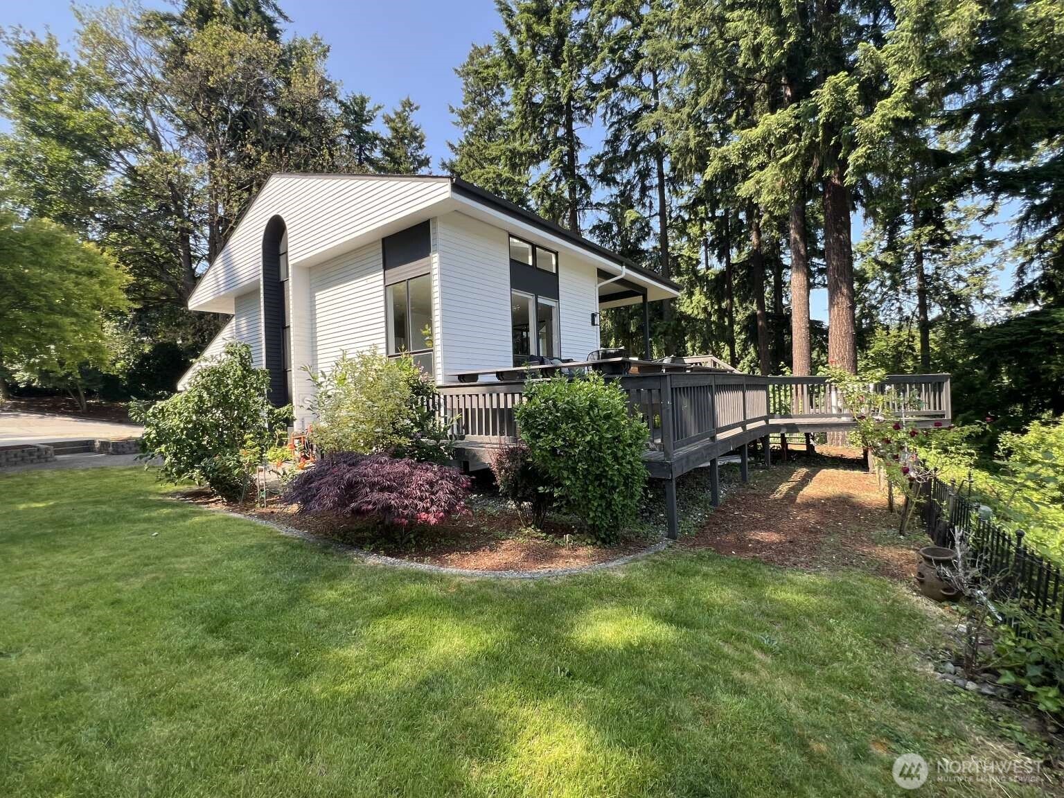 11324 83rd Place NE, Kirkland, WA 98034