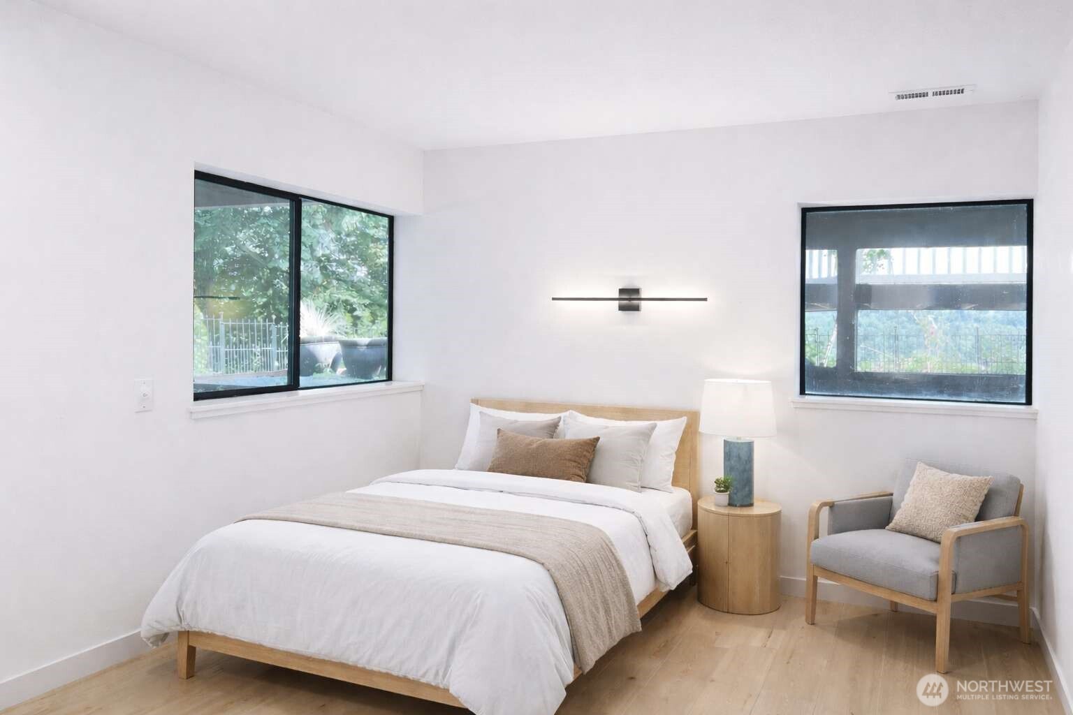 11324 83rd Place NE, Kirkland, WA 98034