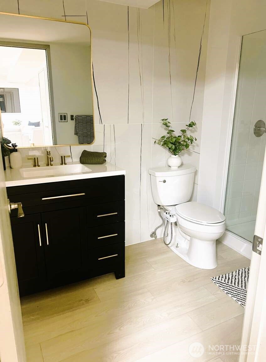 11324 83rd Place NE, Kirkland, WA 98034