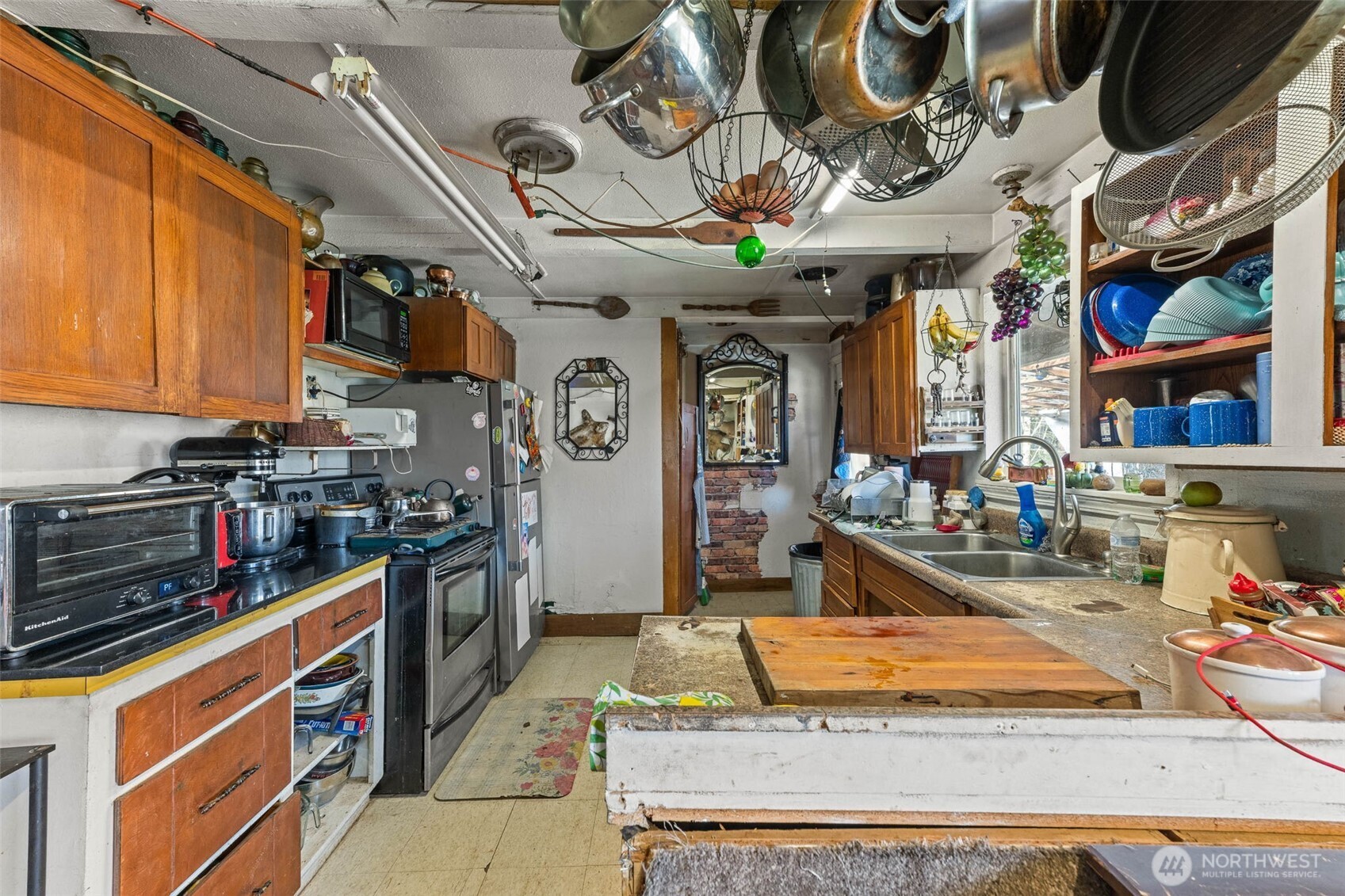 1930 E Crestview Drive , Shelton, WA 98584