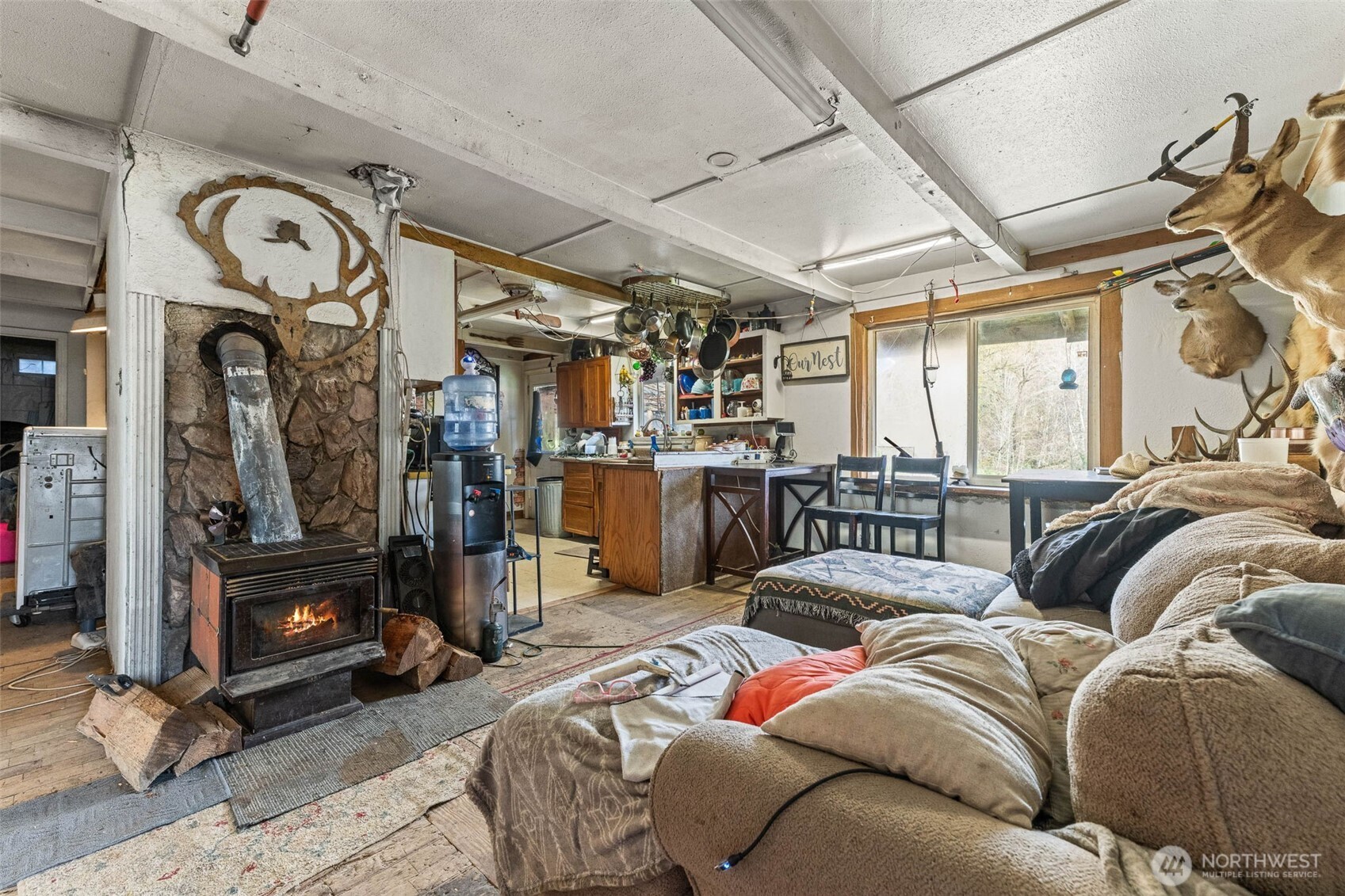 1930 E Crestview Drive , Shelton, WA 98584