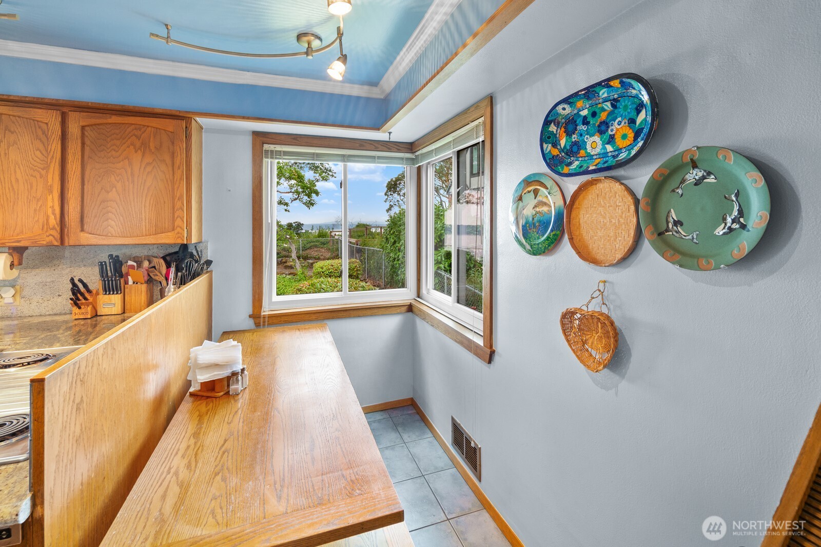 10445 Marine View Drive SW, Seattle, WA 98146