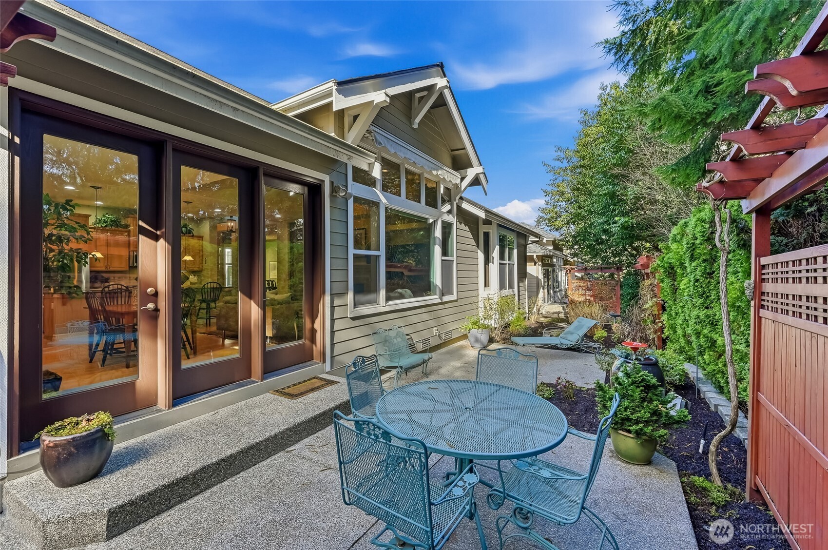 23729 NE 116th Place , Redmond, WA 98053