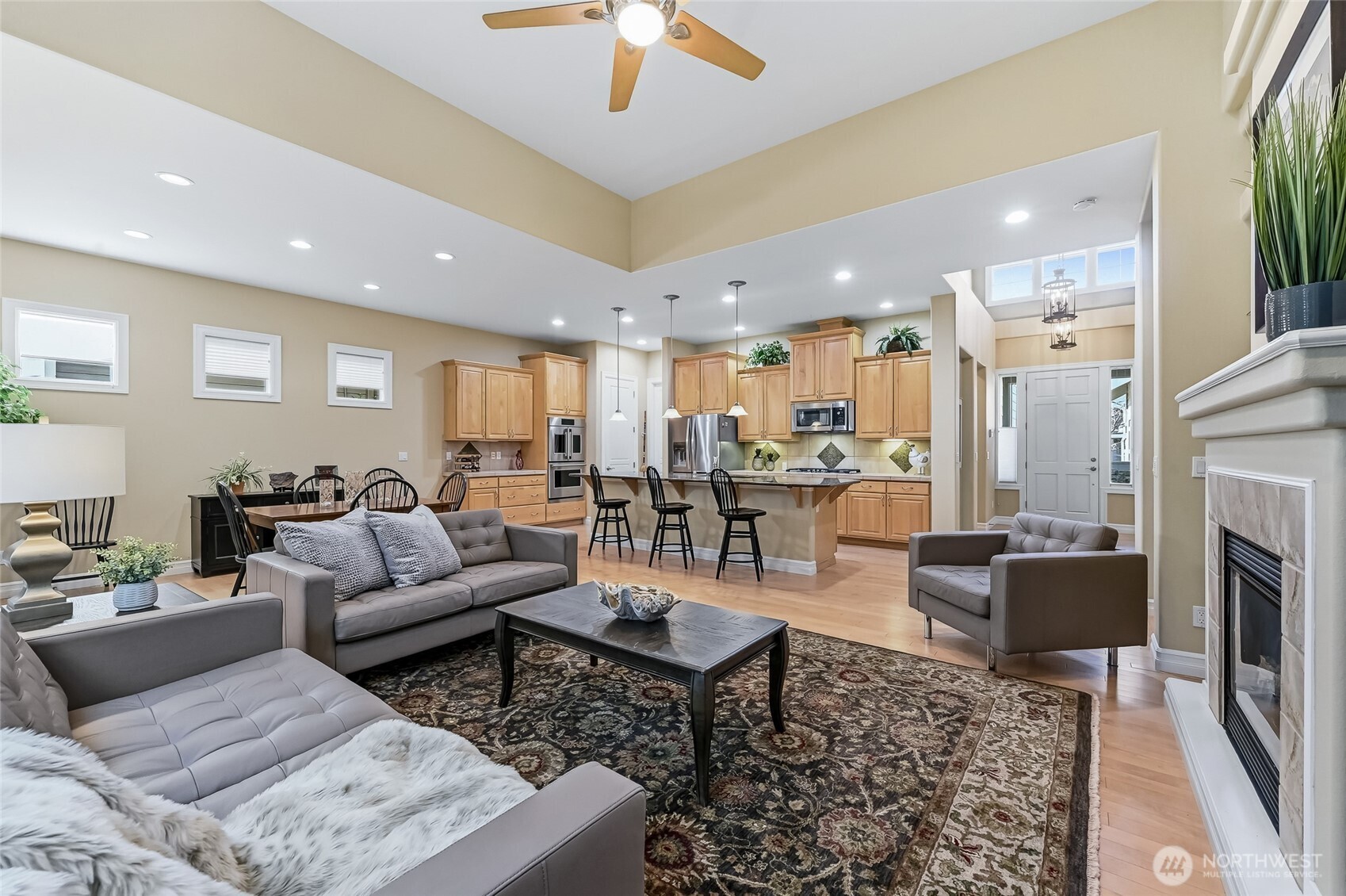 23729 NE 116th Place , Redmond, WA 98053