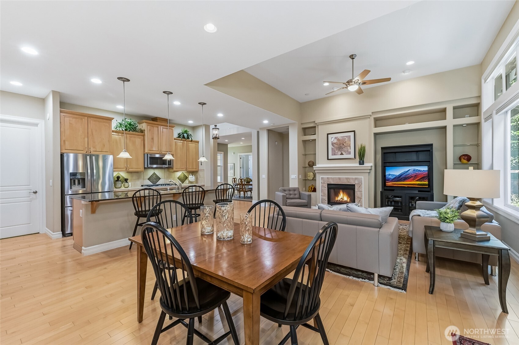23729 NE 116th Place , Redmond, WA 98053