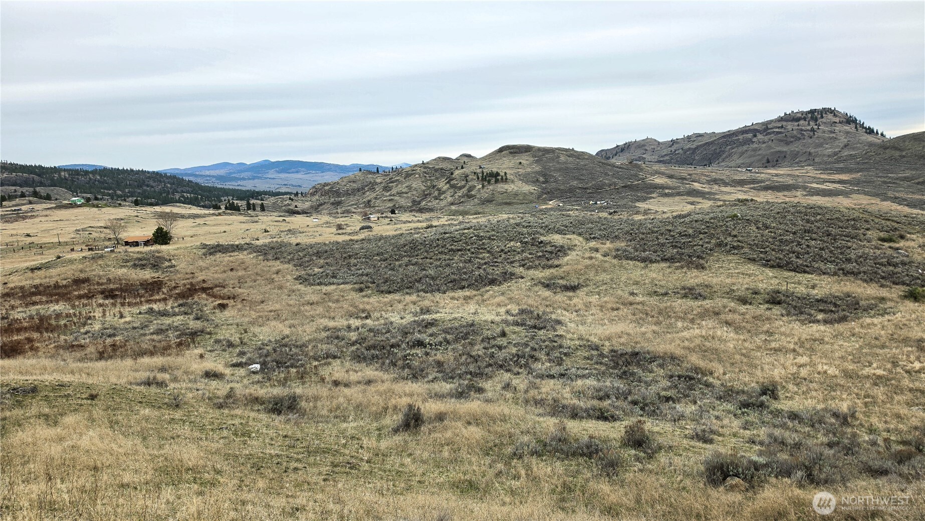 174 Round Up Road , Oroville, WA 98844