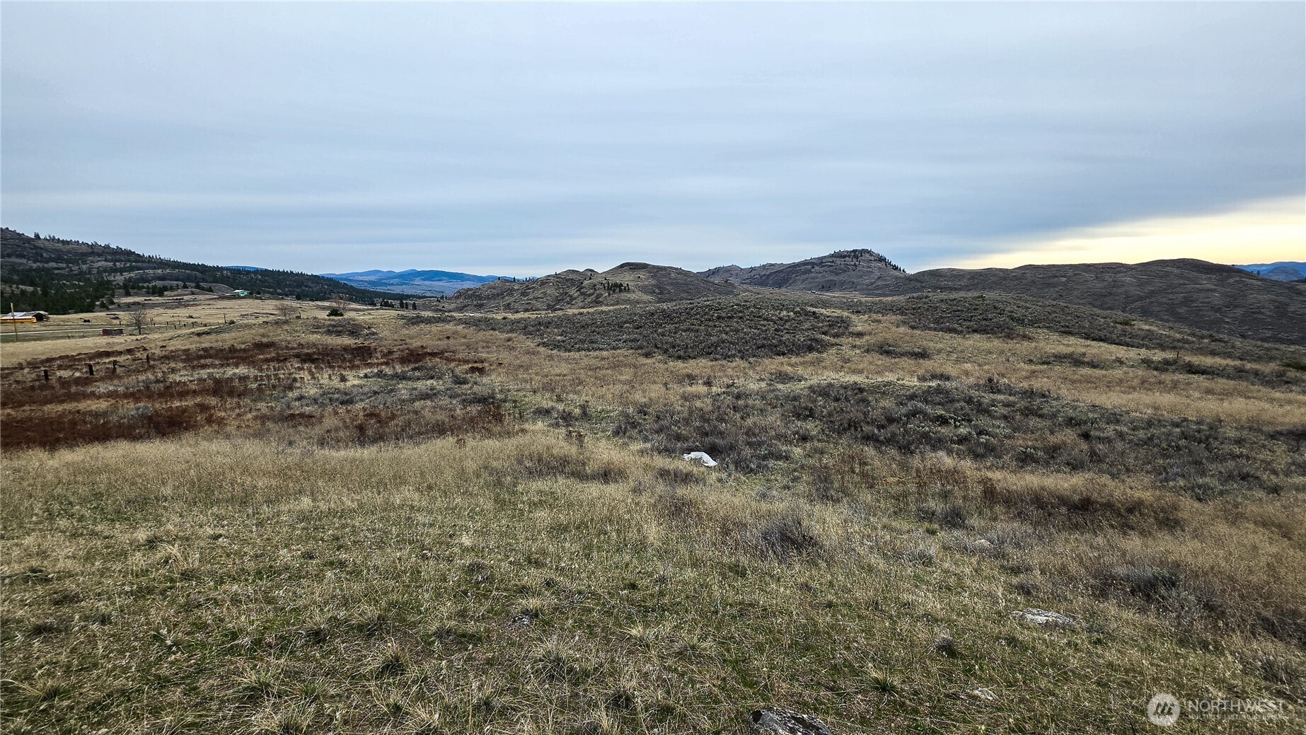 174 Round Up Road , Oroville, WA 98844