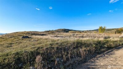 174 Round Up Road , Oroville, WA 98844
