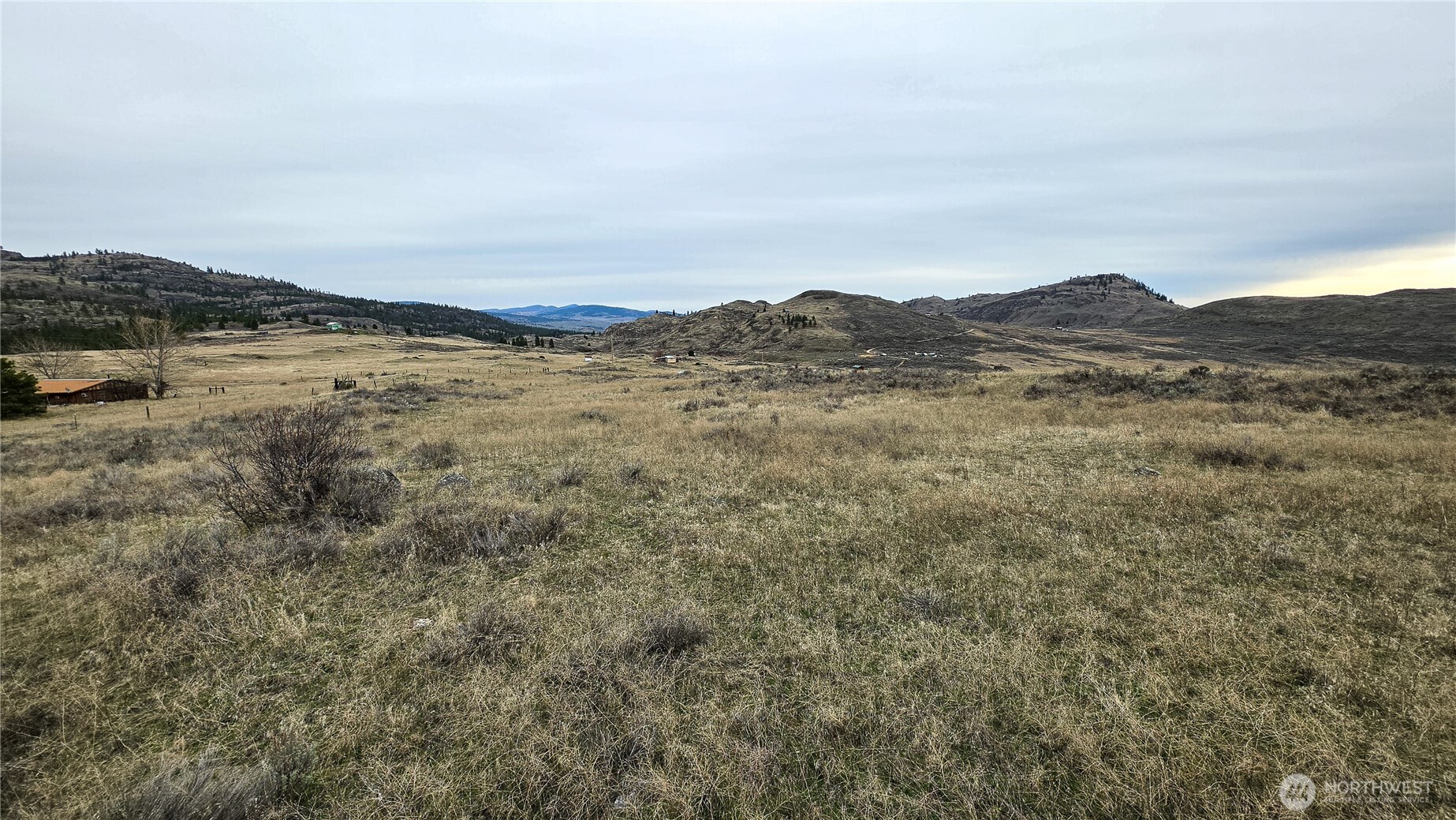 174 Round Up Road , Oroville, WA 98844