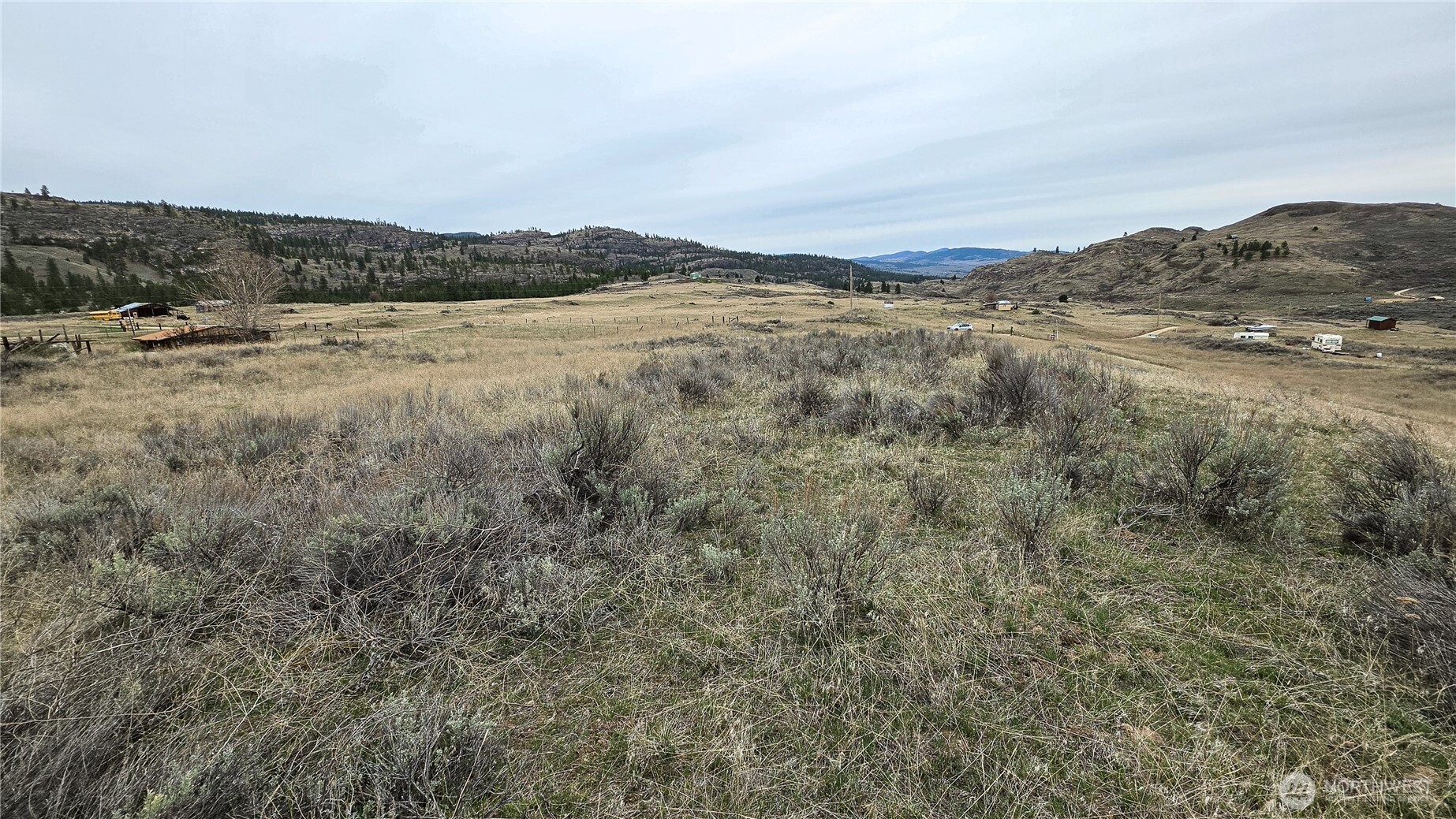 174 Round Up Road , Oroville, WA 98844