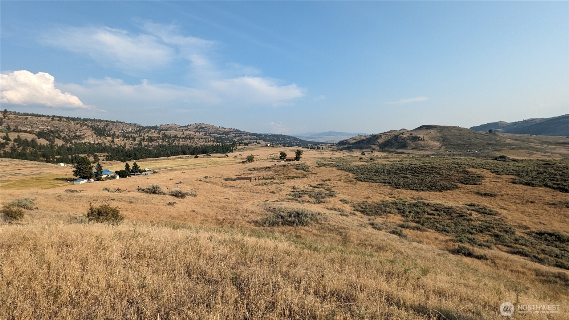 174 Round Up Road , Oroville, WA 98844