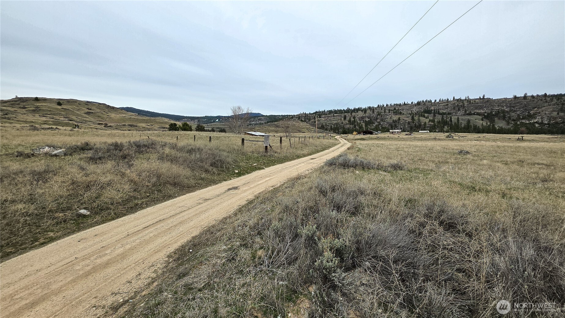 174 Round Up Road , Oroville, WA 98844