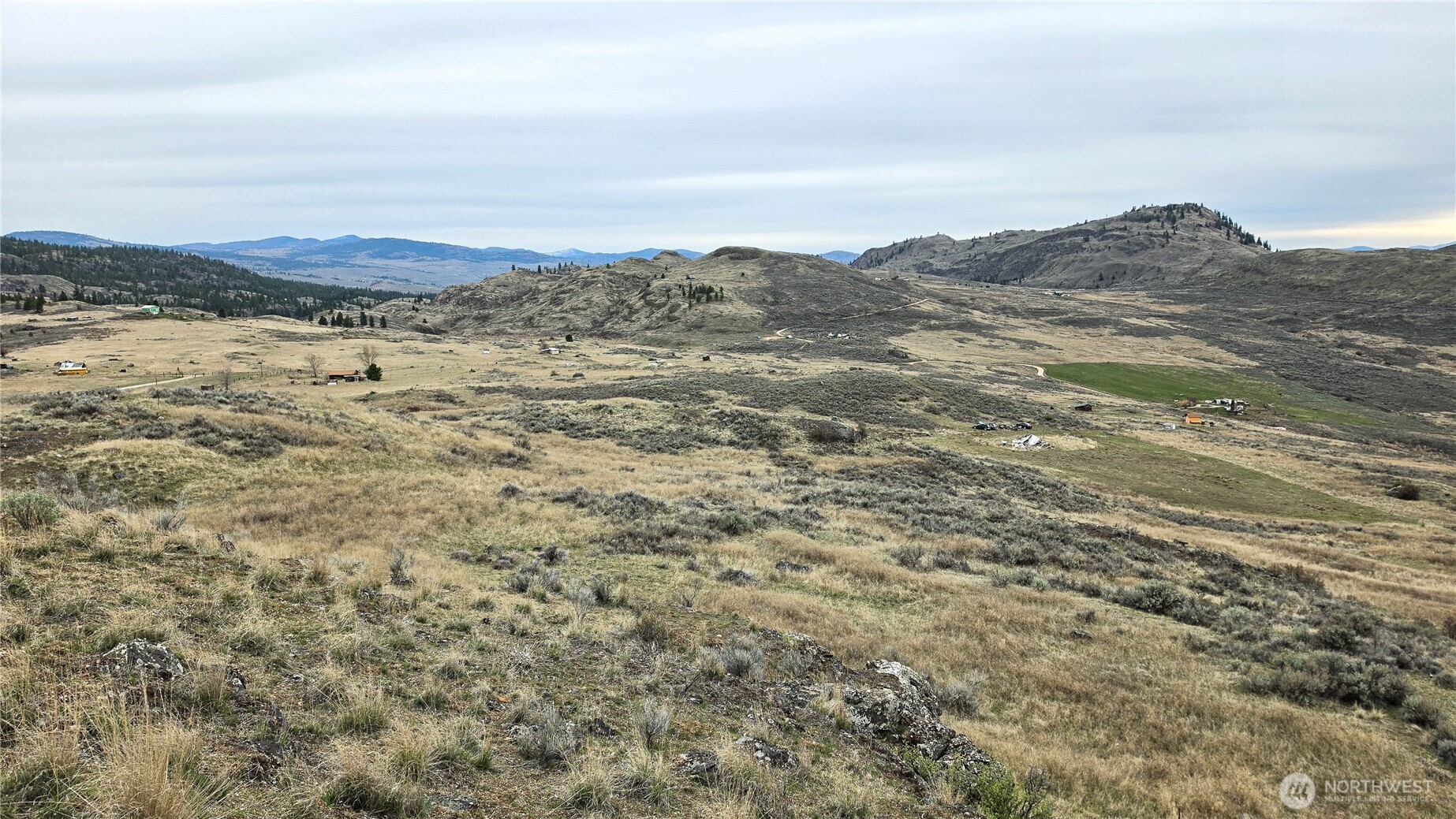 174 Round Up Road , Oroville, WA 98844