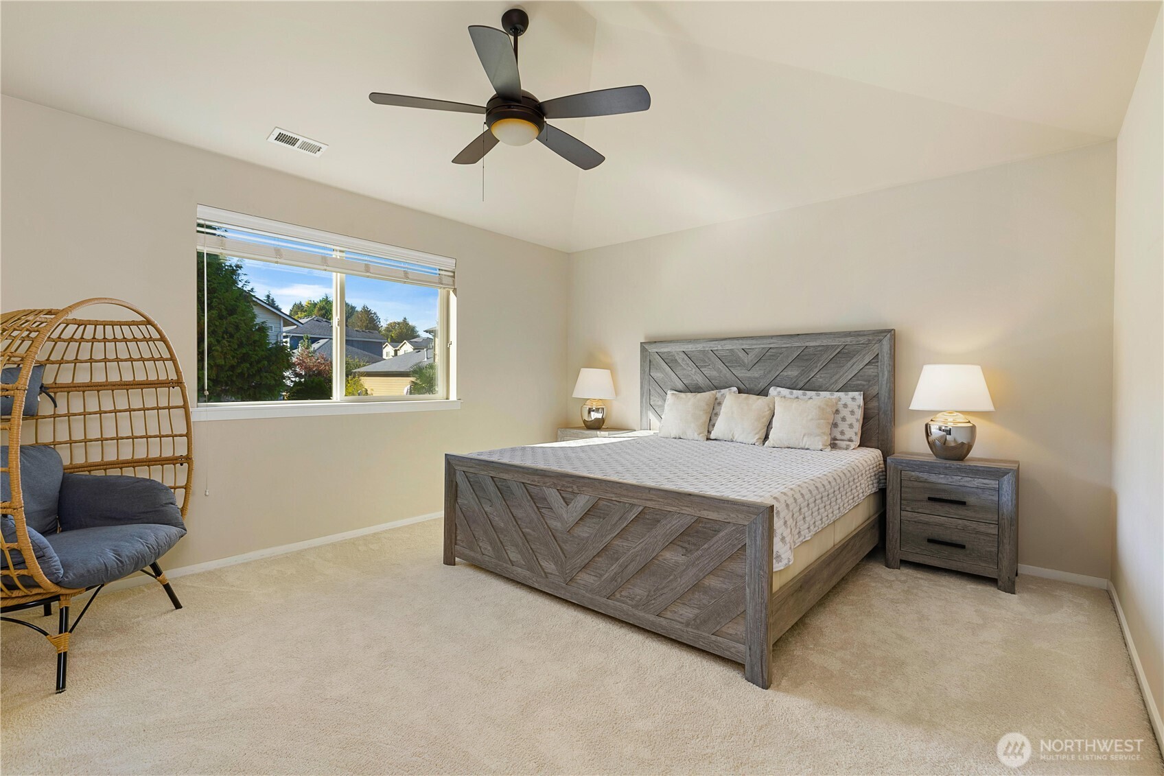 16918 6th Avenue W, Lynnwood, WA 98037