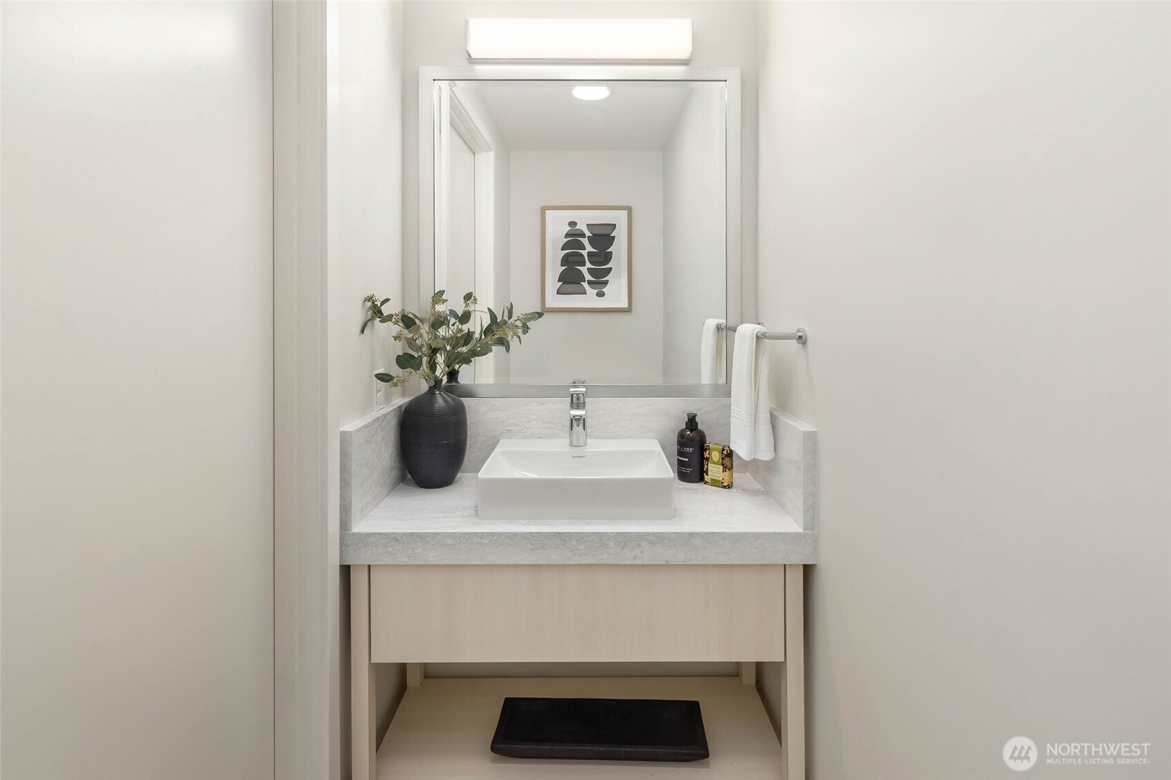 1250 Alki Avenue SW #2A, Seattle, WA 98116