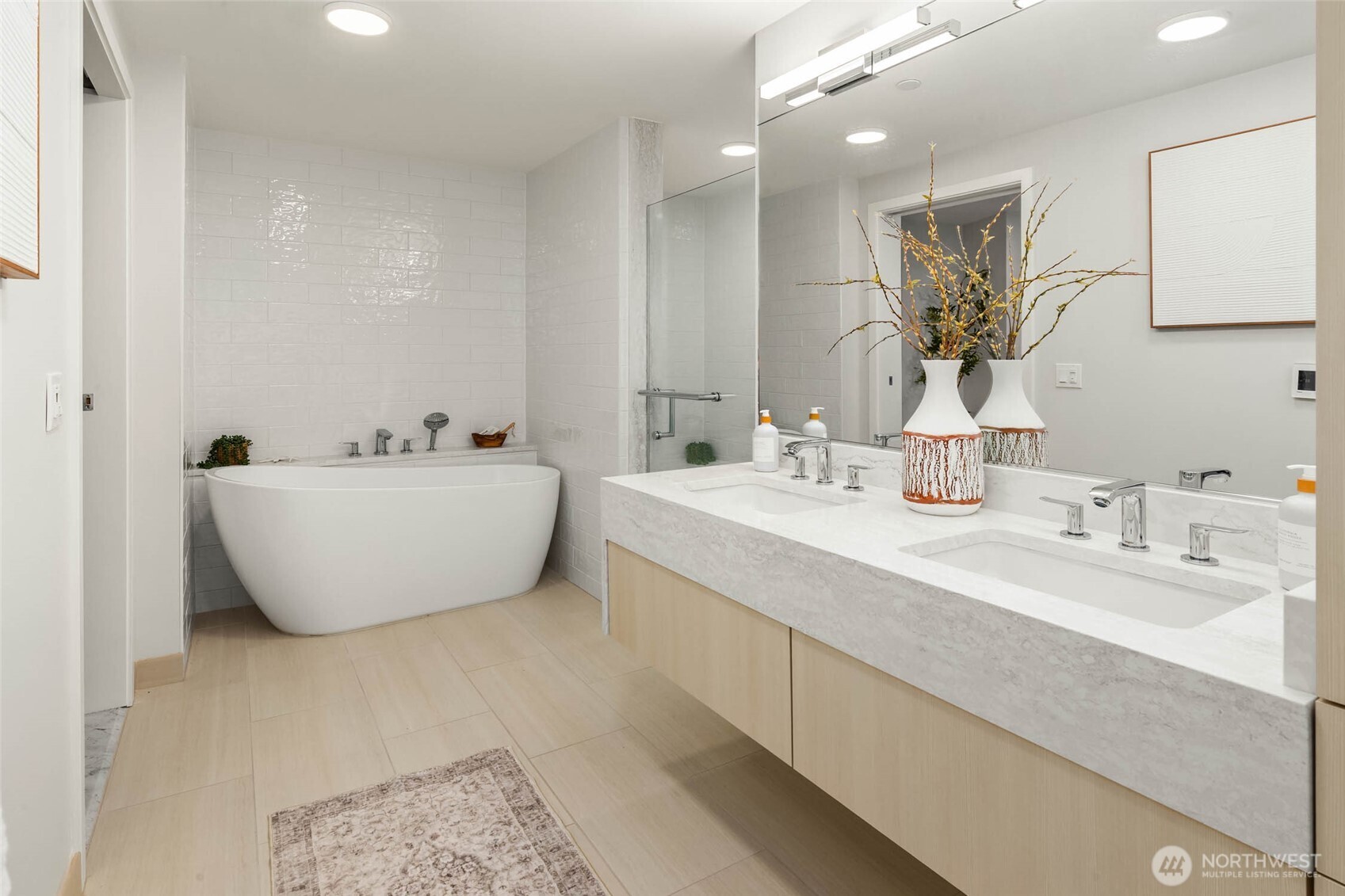 1250 Alki Avenue SW #2A, Seattle, WA 98116