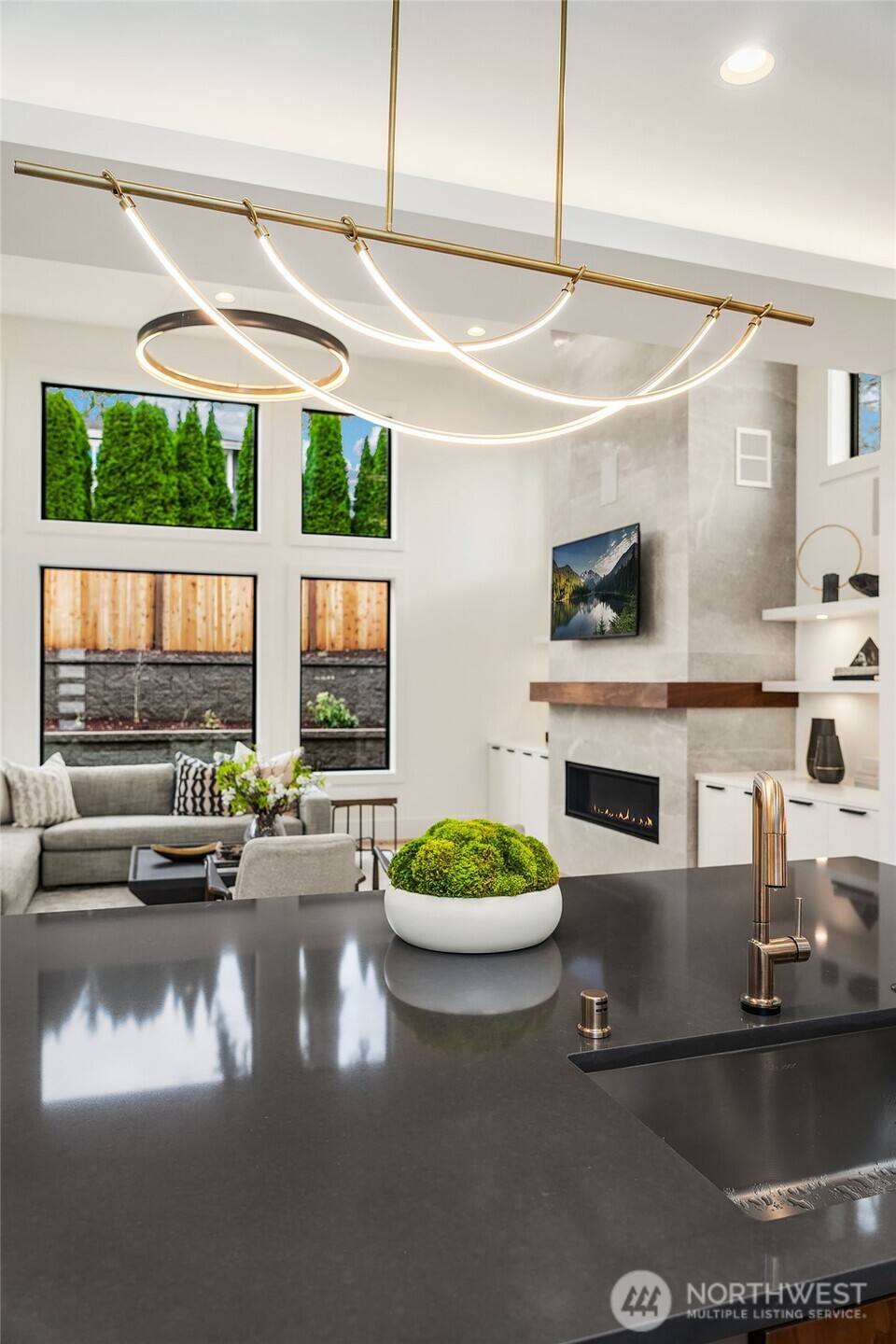 520 7th Street S, Kirkland, WA 98033