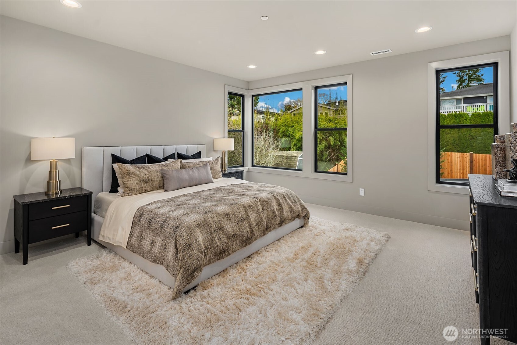 520 7th Street S, Kirkland, WA 98033