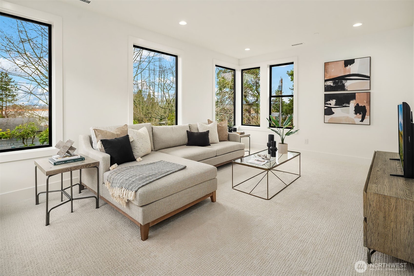 520 7th Street S, Kirkland, WA 98033