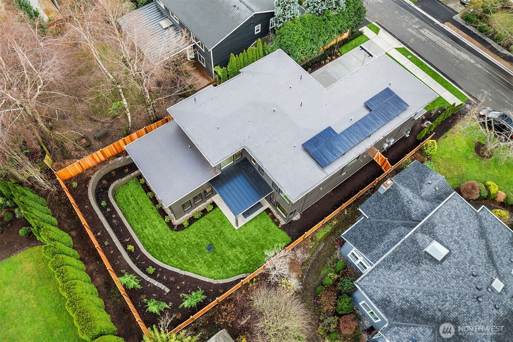 520 7th Street S, Kirkland, WA 98033