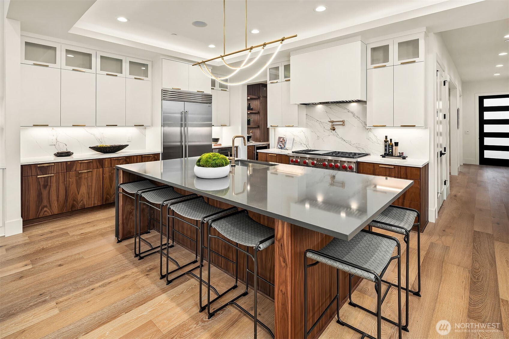 520 7th Street S, Kirkland, WA 98033