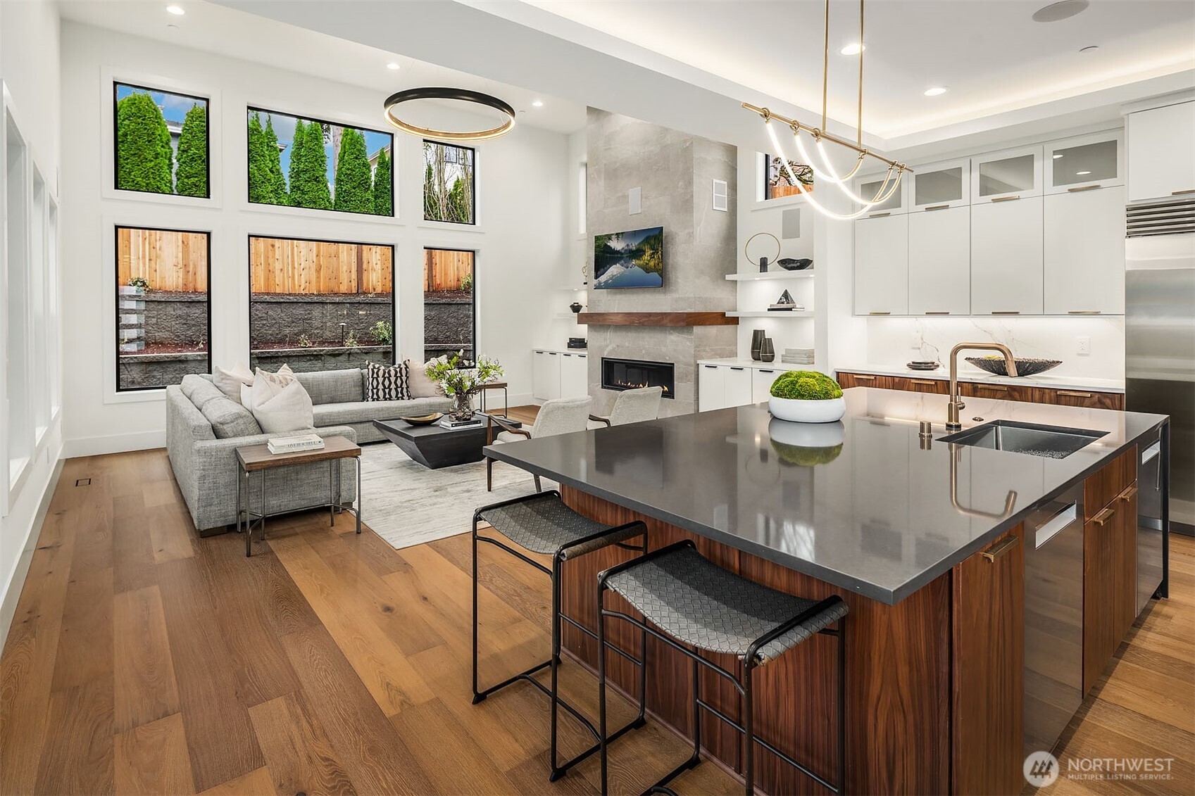 520 7th Street S, Kirkland, WA 98033