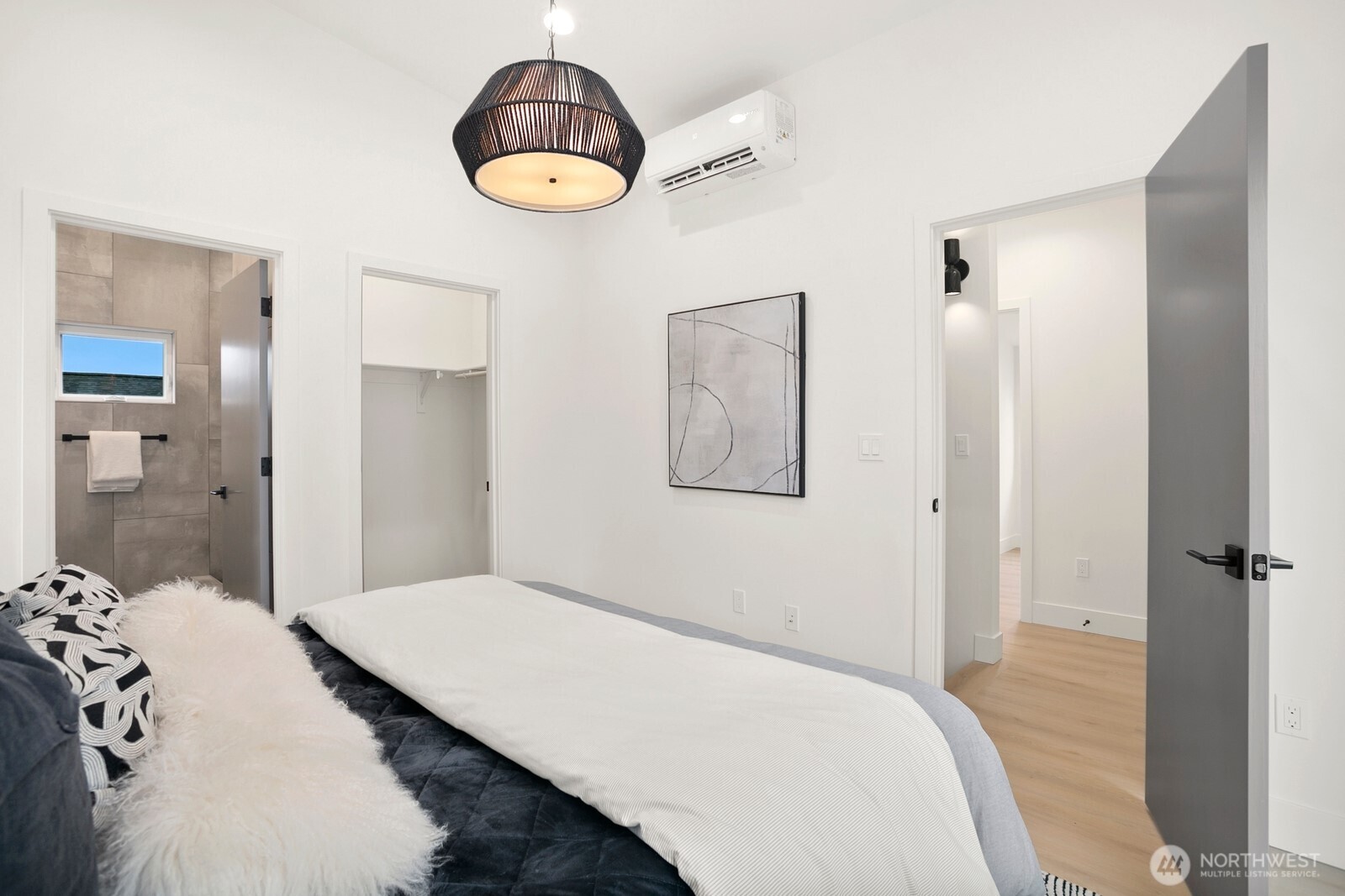 4217 S Findlay Street , Seattle, WA 98118